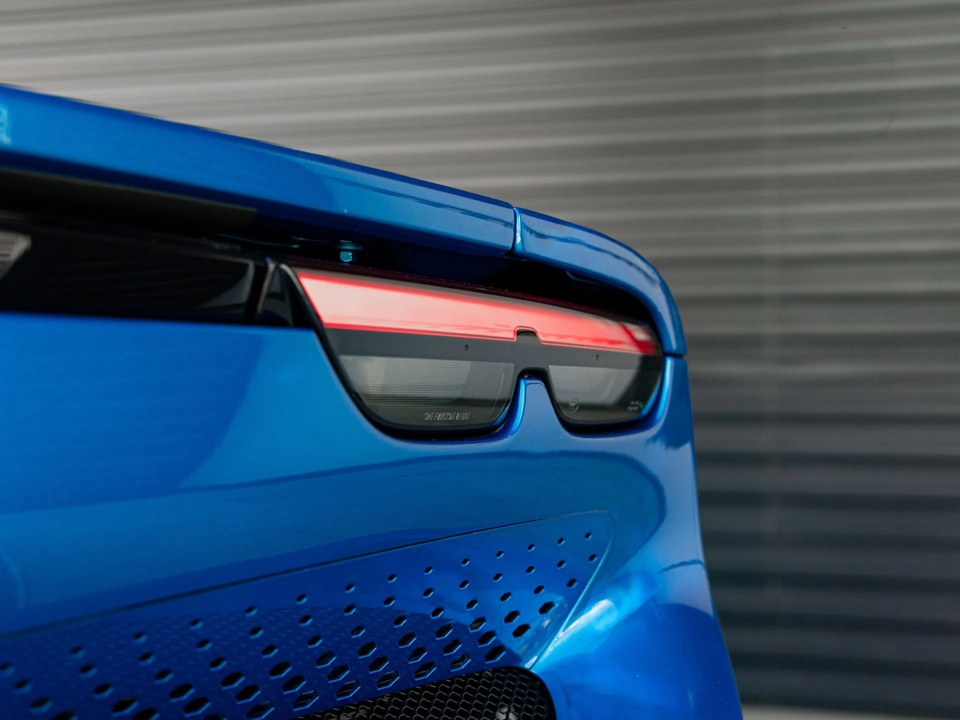 mph033_2538880695_34_1a6f0921f7