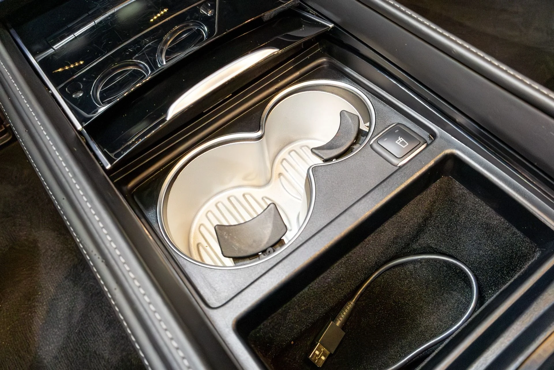 mph033_2540647902_Used_2020_Mercedes_Benz_S_Class_Maybach_S_650_1773874988_4625d4379f