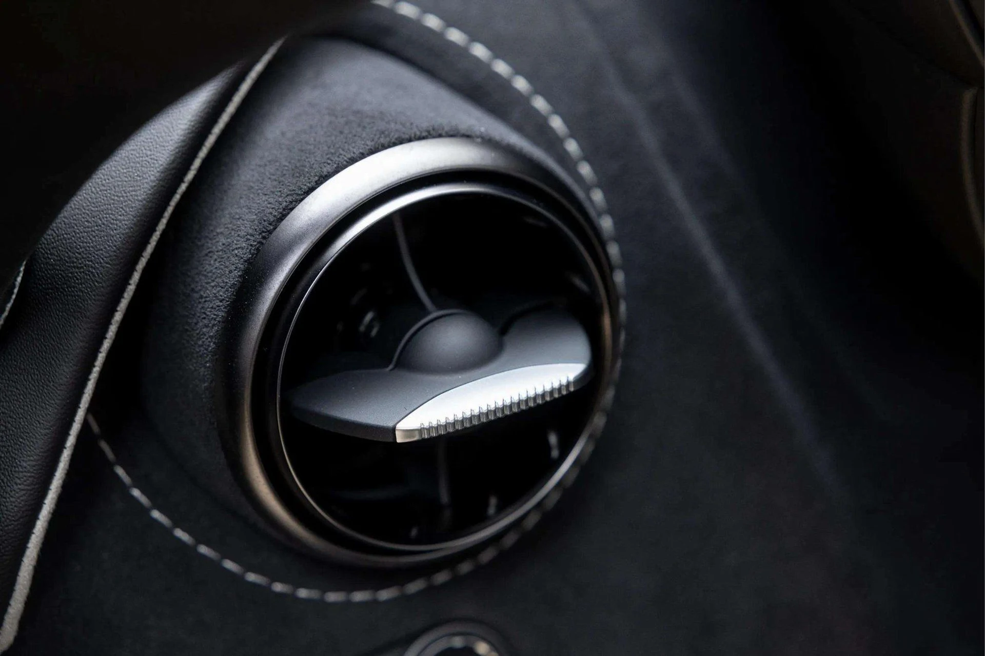 mph033_2546956793_image_34_e76d8fdb77