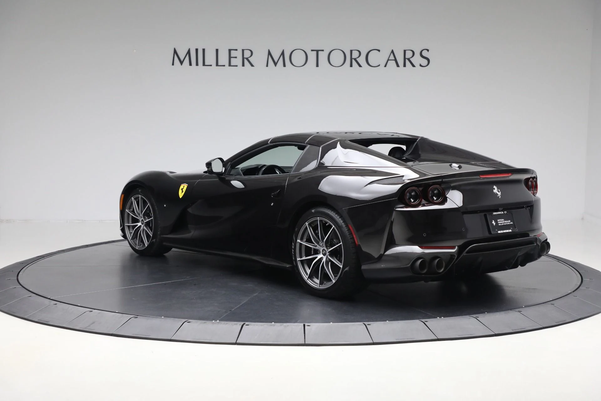 mph033_2547001281_Used_2023_Ferrari_812_GTS_54dcad2b5e