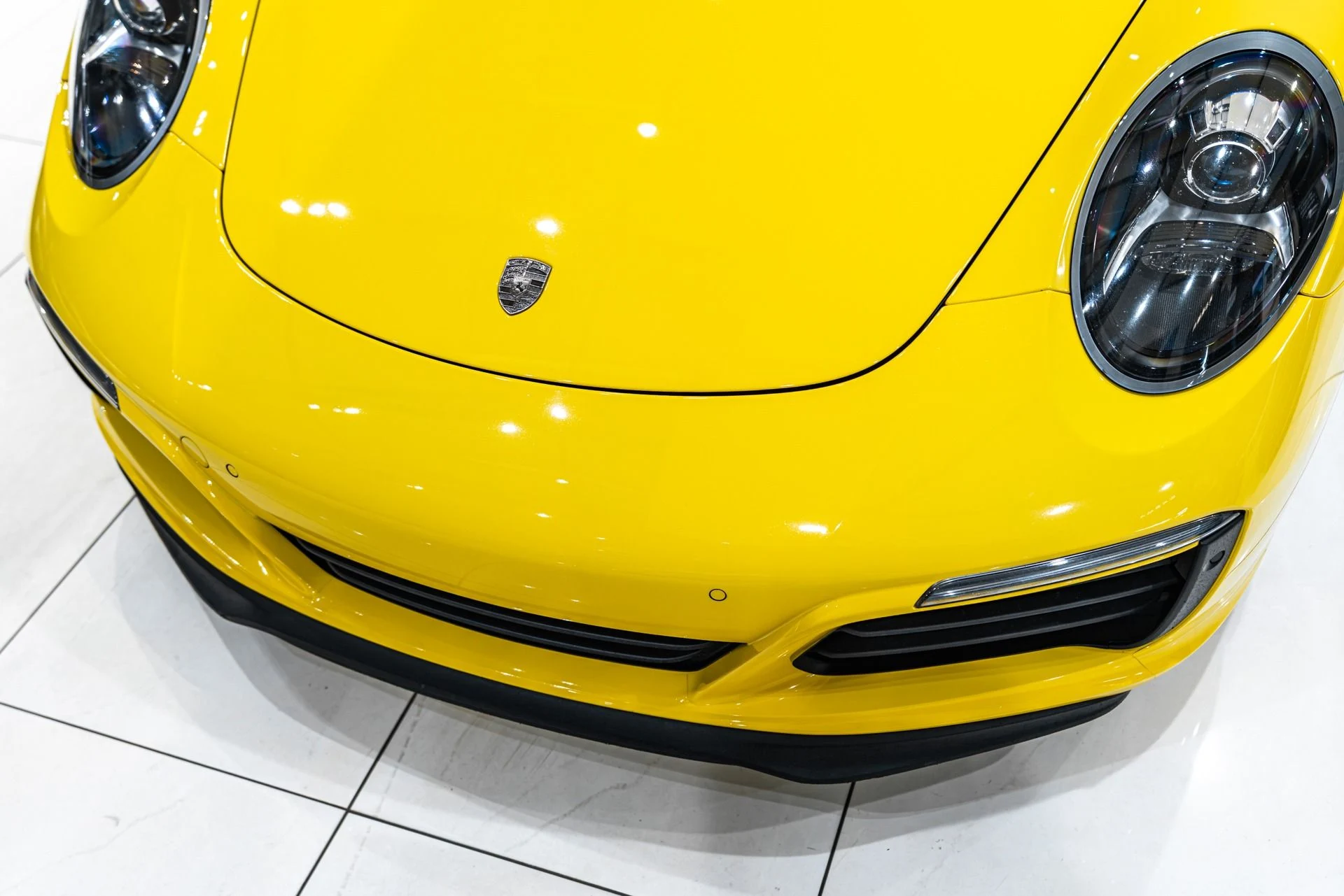 mph033_2562191772_13056_p34_l_7d3017c073