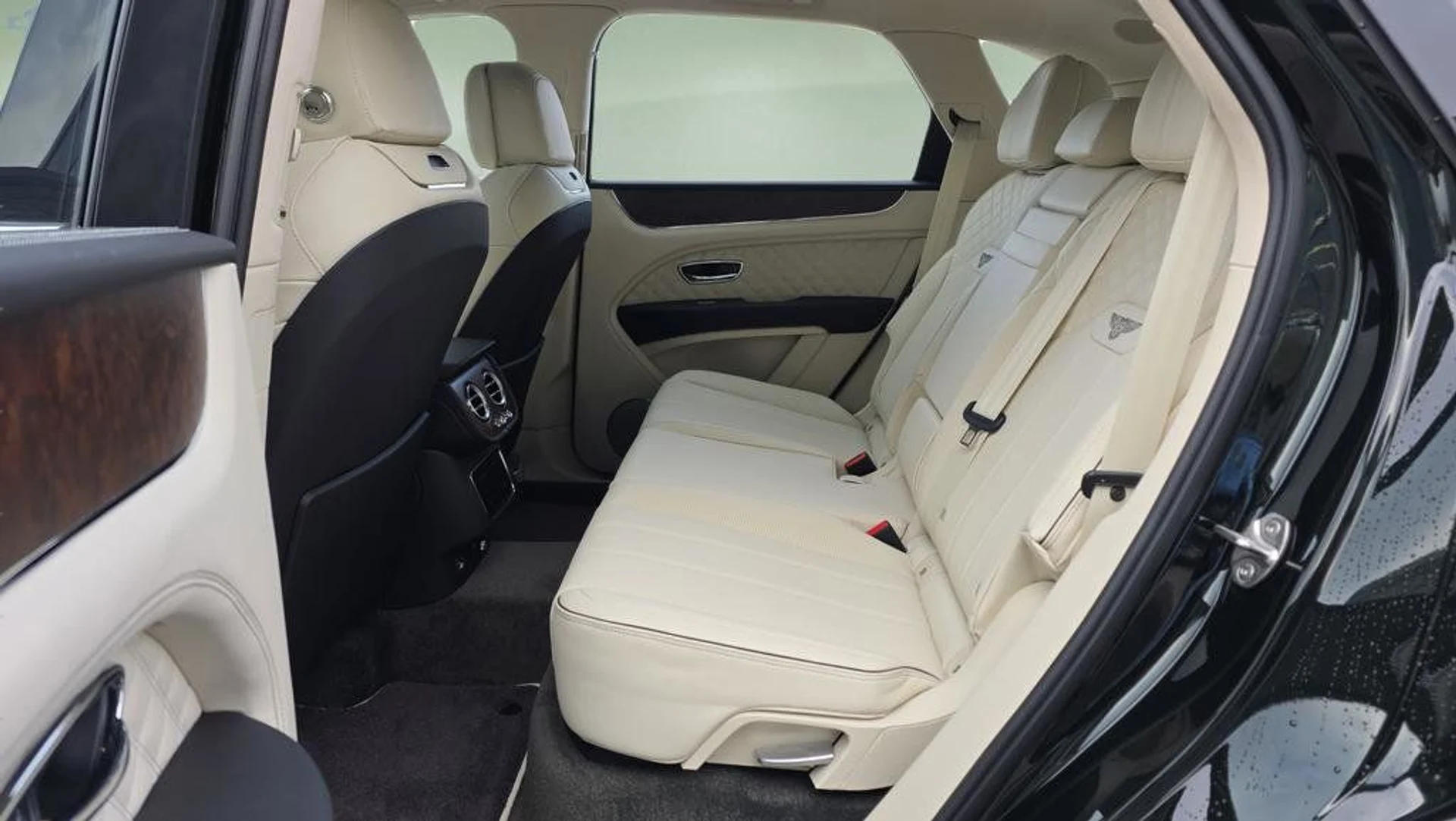 mph033_2562594017_1414f7734d864a93a4fc001f2d0650b5_27e4c8650c