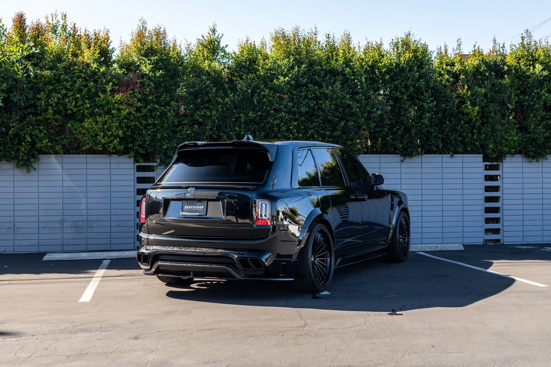 mph033_2562873186_Used_2021_Rolls_Royce_Cullinan_1698712232_3e6cbf8654