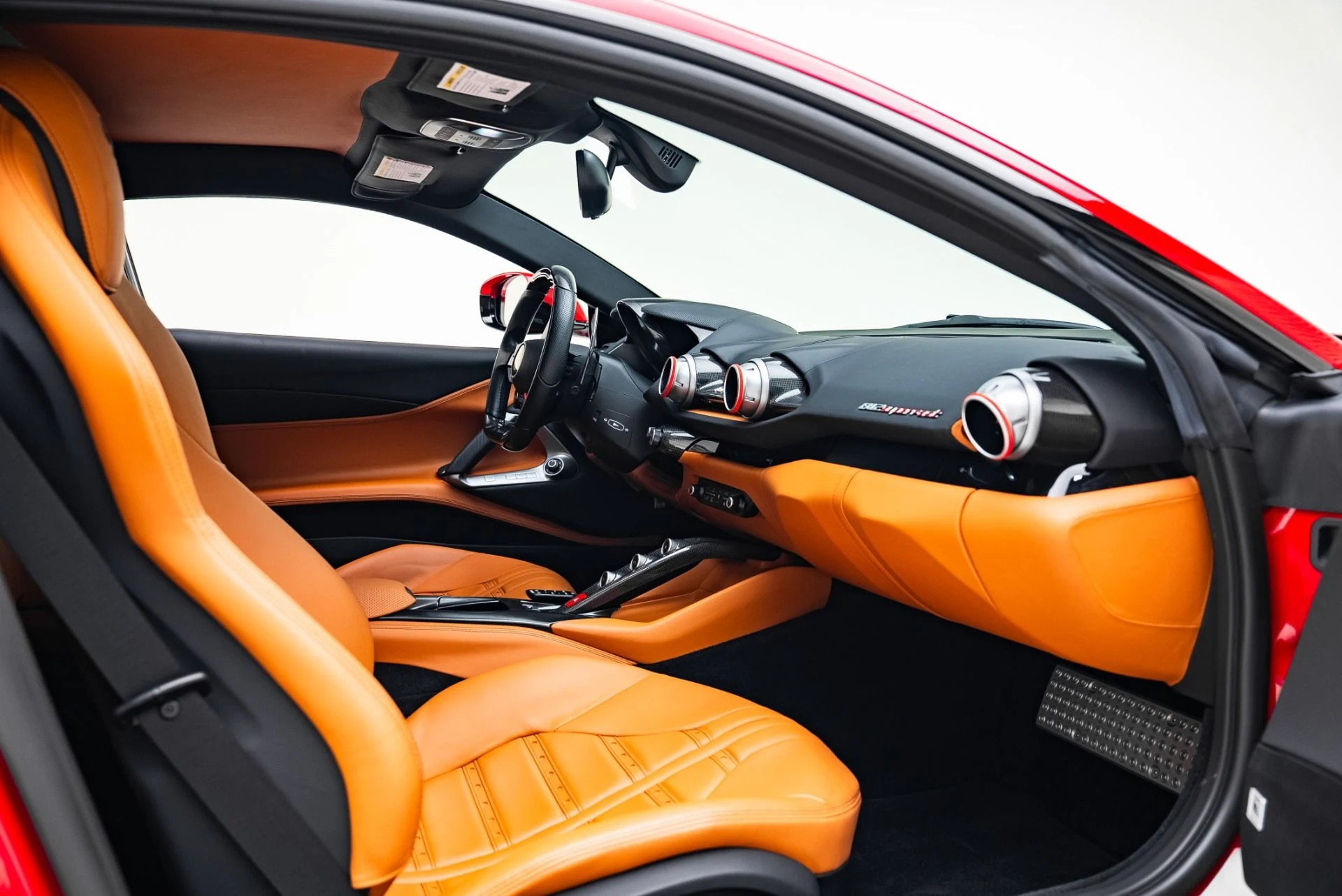 mph033_2565946662_Used_2019_Ferrari_812_Superfast_1766432156_fde1bf330d