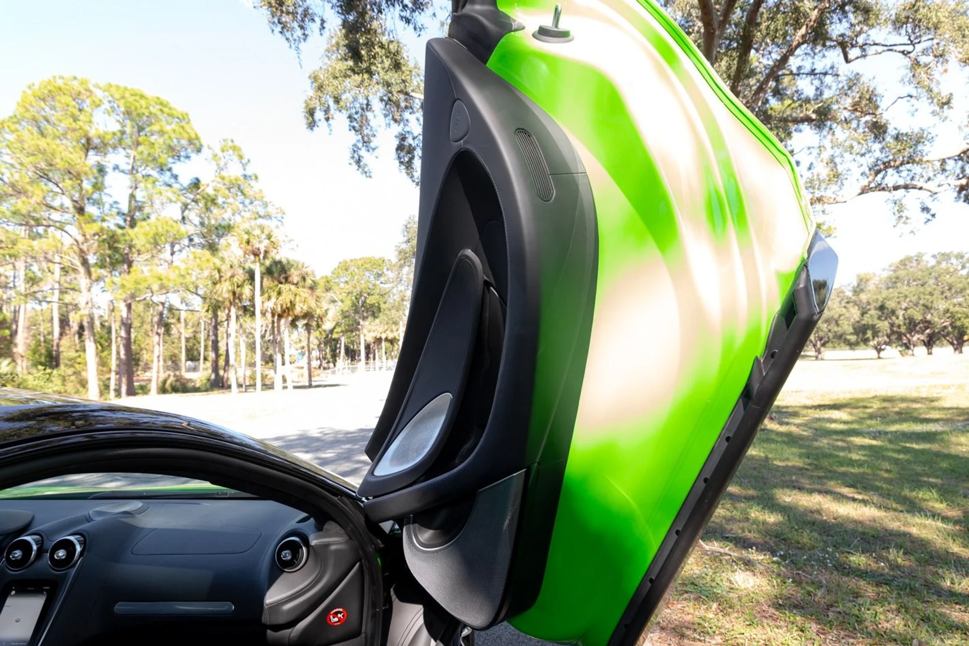 mph033_2569592513_466_p34_l_74077db972