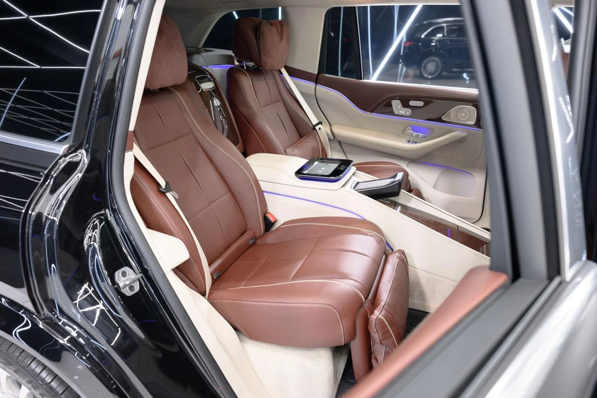 mph033_2583836531_326da19e2d03d017f955f82fb5c1ba9b_8f7dcf38de