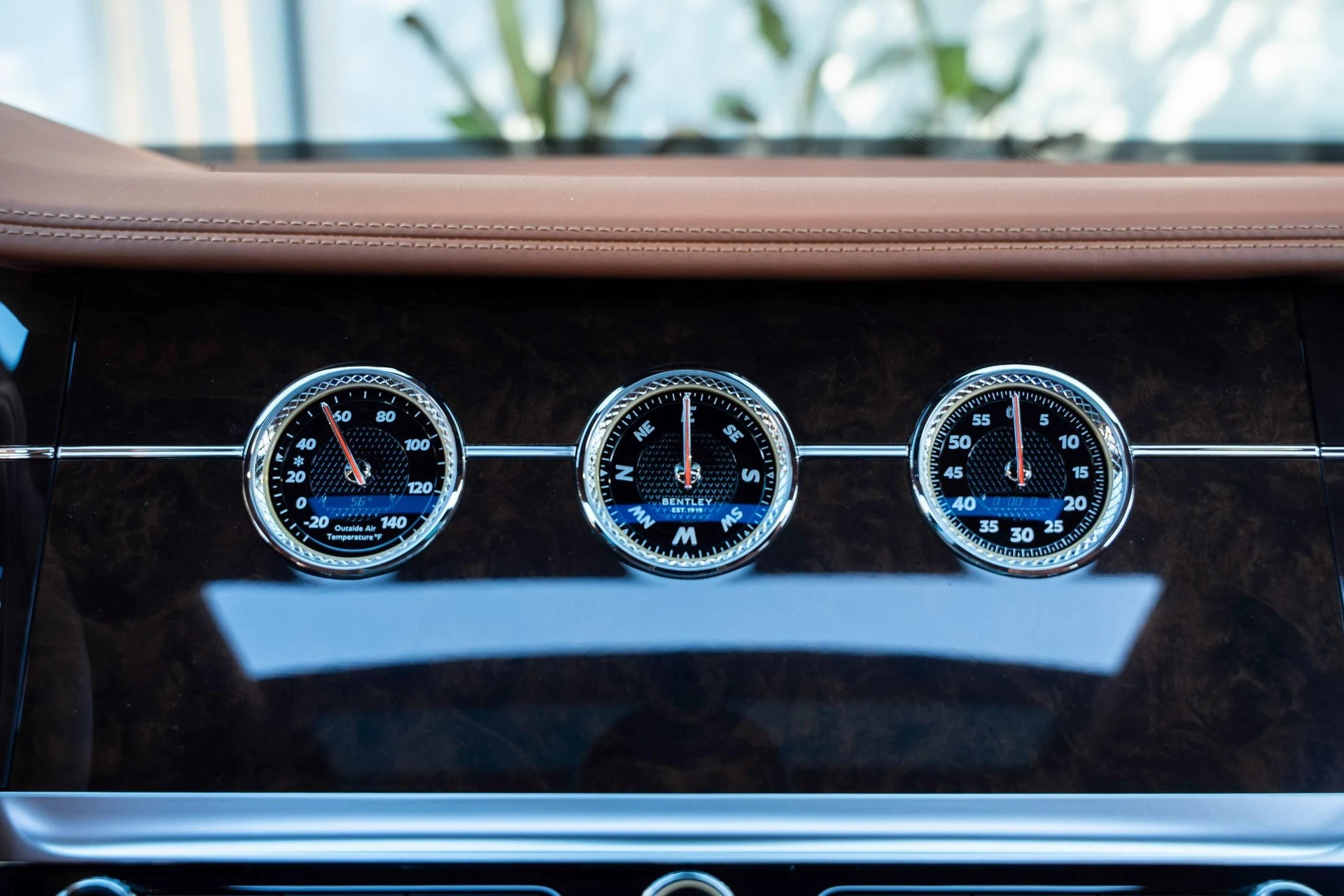 mph033_2586010718_489302490_6984354c6d31c9793f9d07bc_8299bad5e1