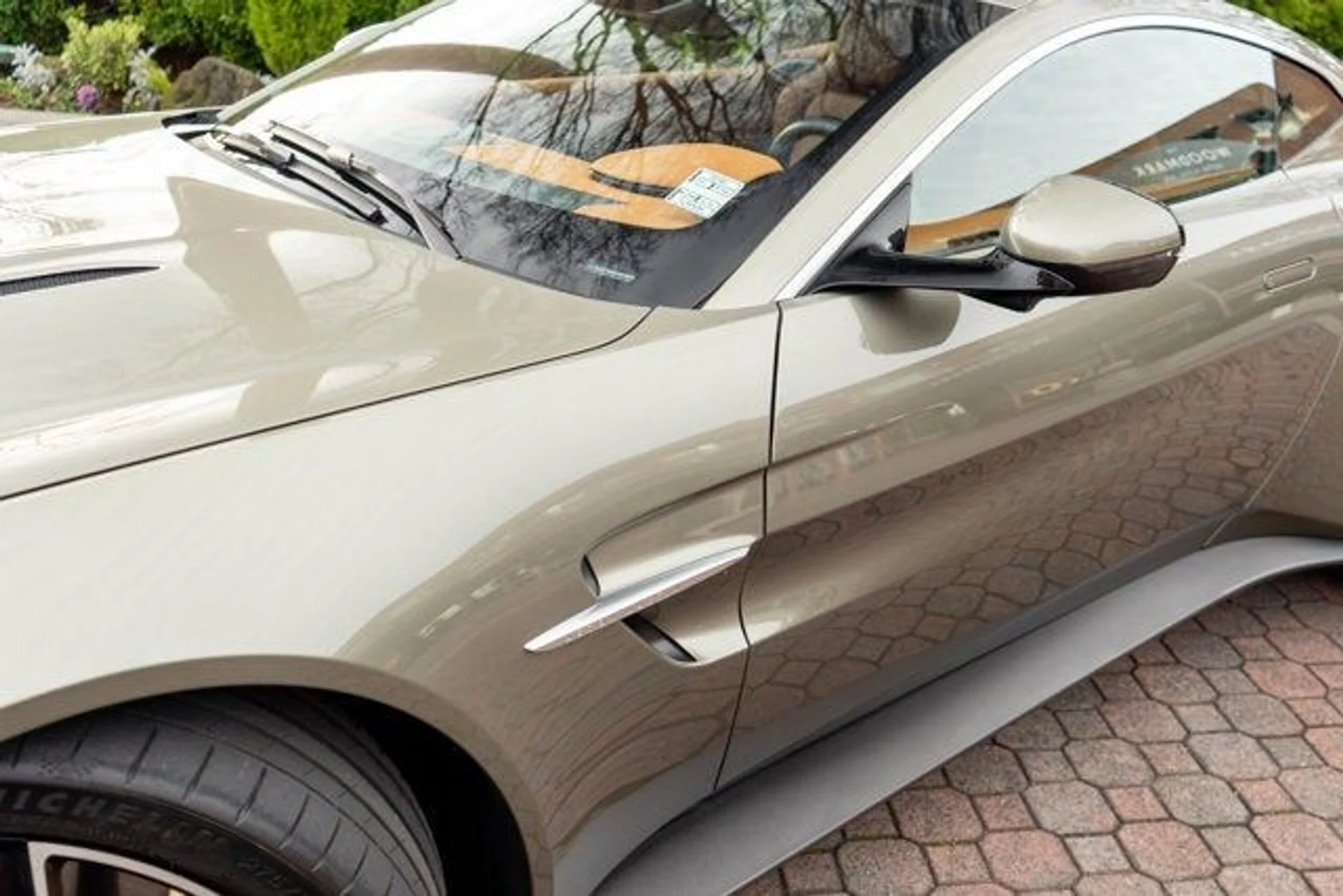 mph033_2592188700_34_1c40594889