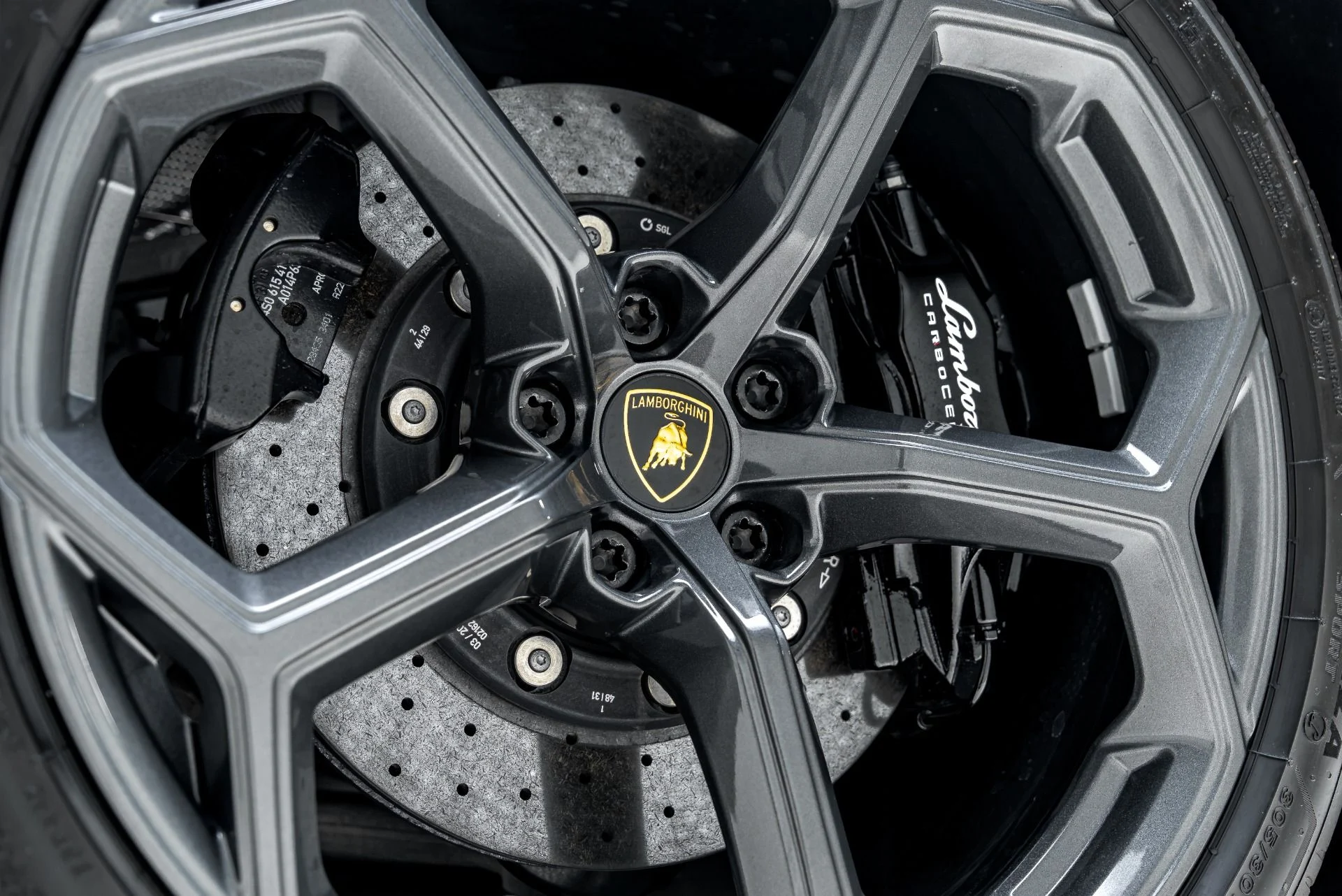 mph033_2596430080_Used_2023_Lamborghini_Huracan_Tecnica_1787597765_24343e12ba