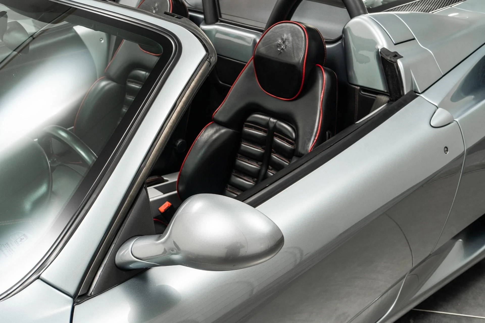 mph033_259823137_Used_2001_Ferrari_360_Spider_1760015223_de4504419f