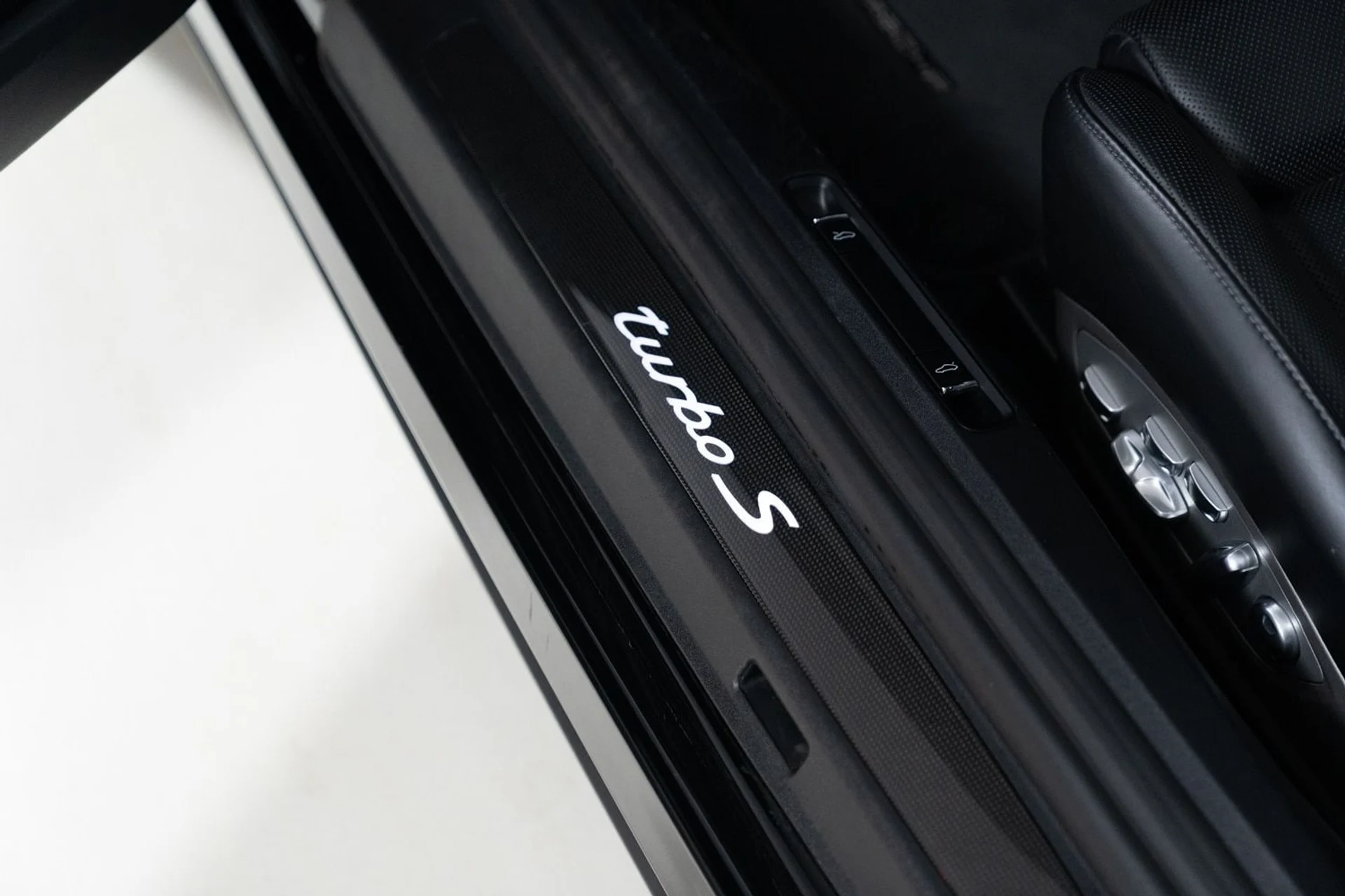 mph033_2598930059_38a152d3f4824d2cadbaac4b9a918731_bc1c166455