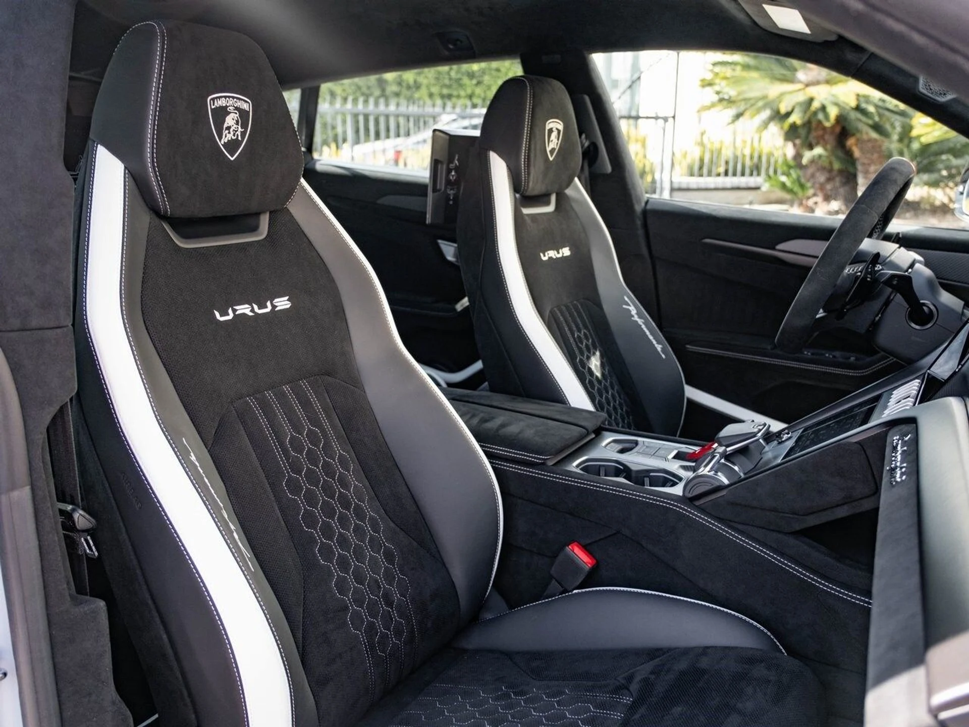 mph033_260257697_ef86d1b0ba76ef5e0ed0fc6a034eb072x_bdfe51190e