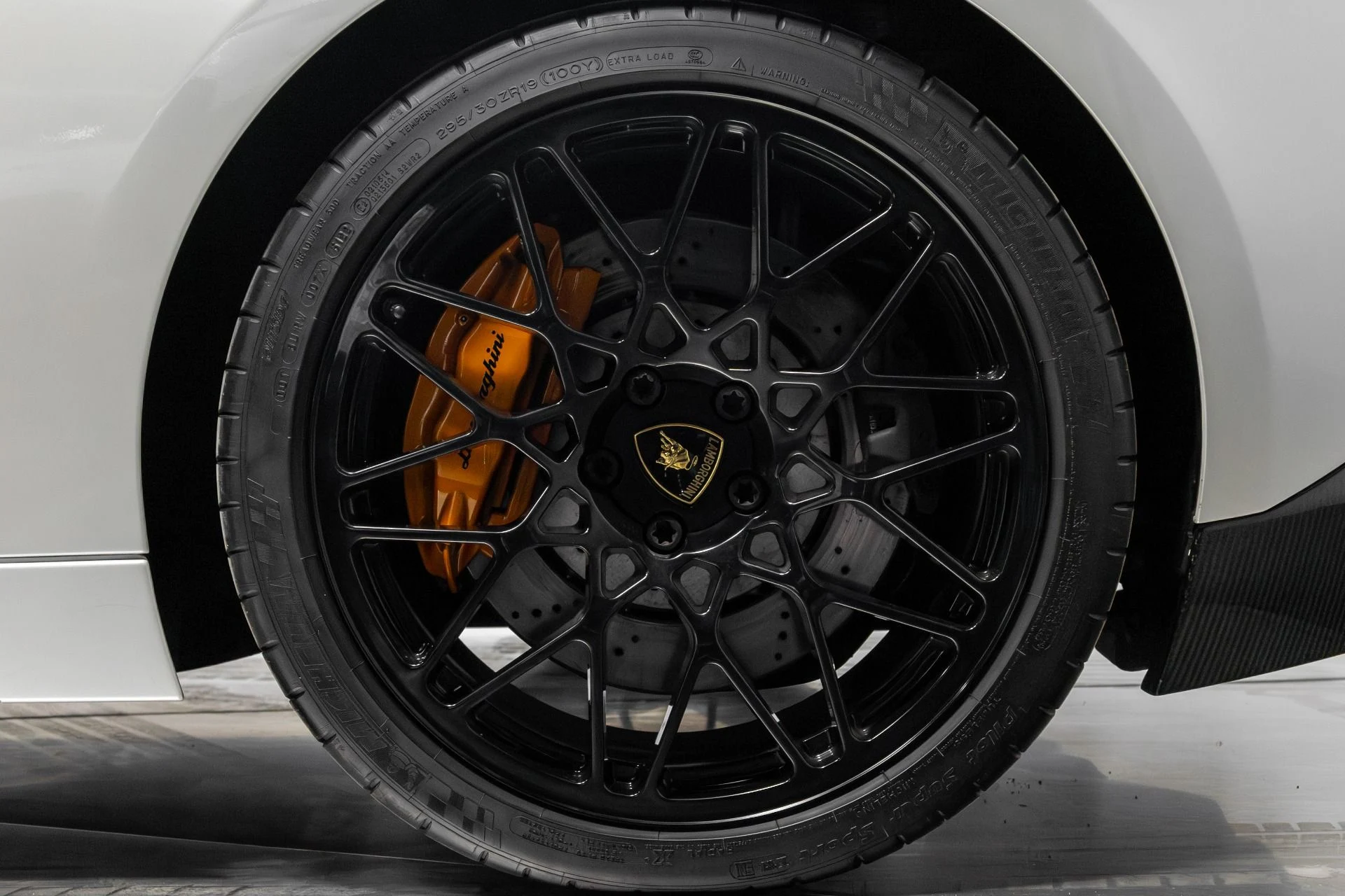 mph033_2603715075_Used_2010_Lamborghini_Gallardo_LP_560_4_Spyder_1766547982_d7e411c95e