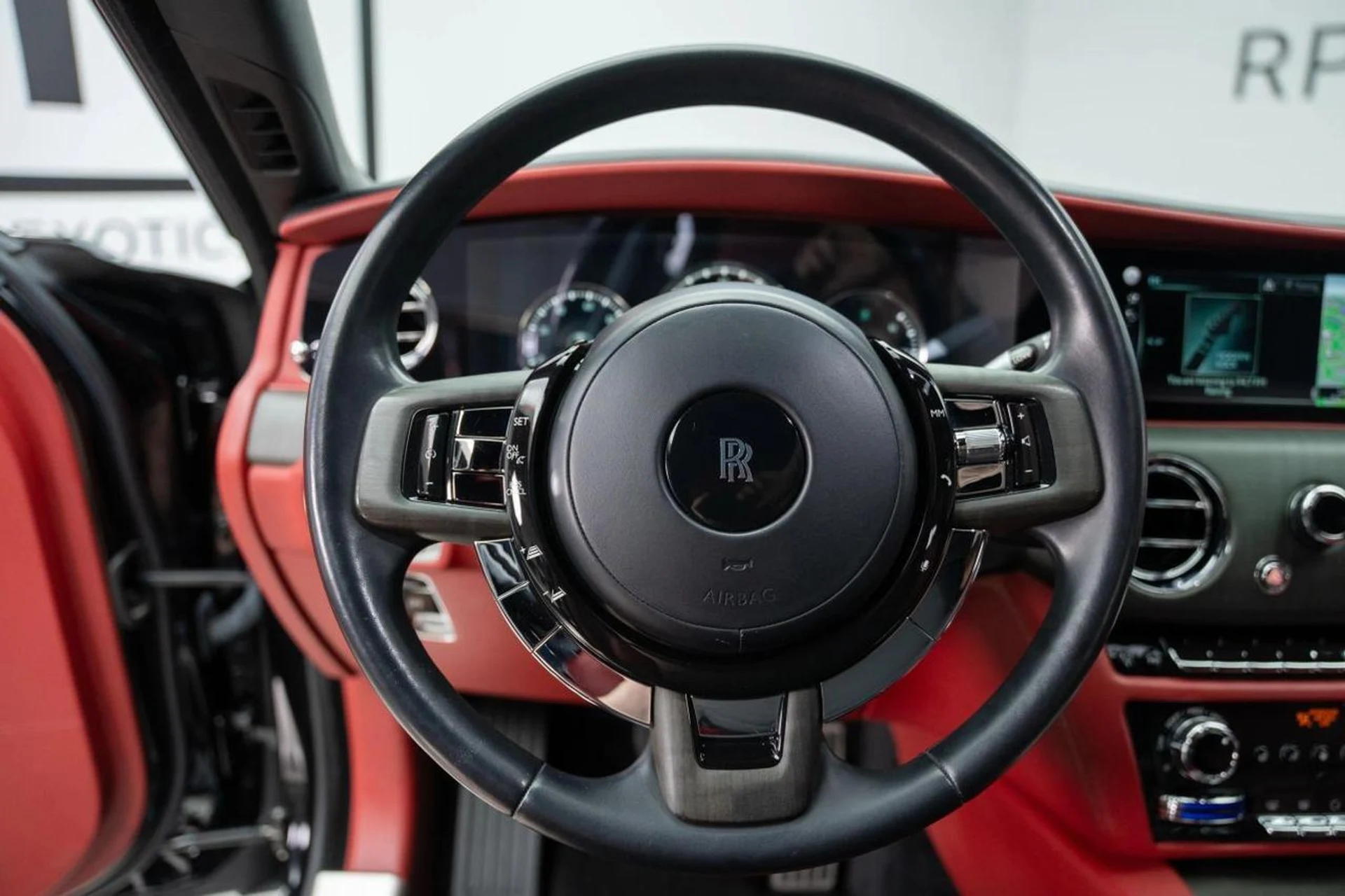 mph033_2606294418_5633f8c0b0e1f5a3990c577184593010_86cdc5f849