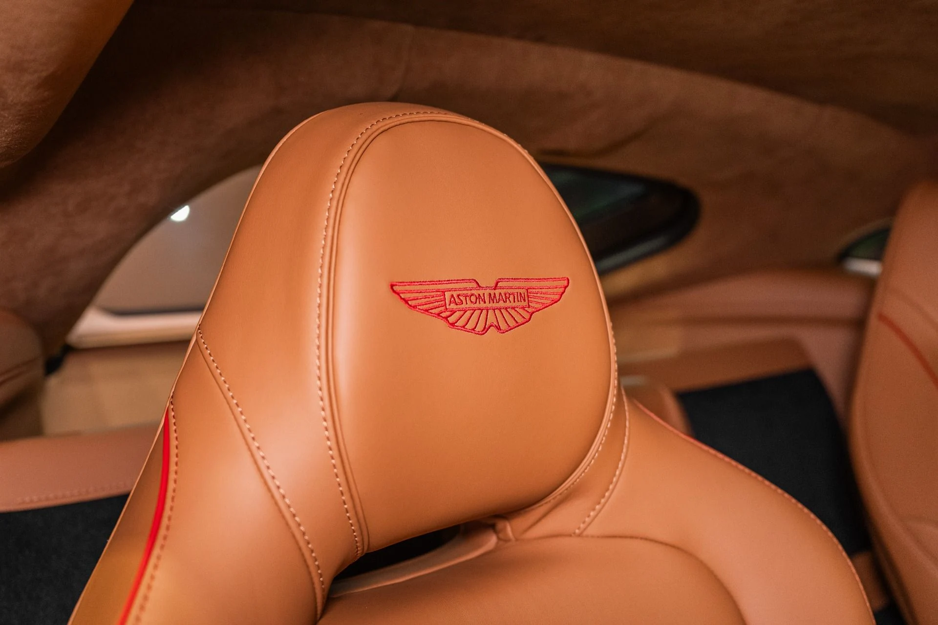 mph033_2607858059_New_2026_Aston_Martin_Vantage_S_1790177478_0768f0ccf7