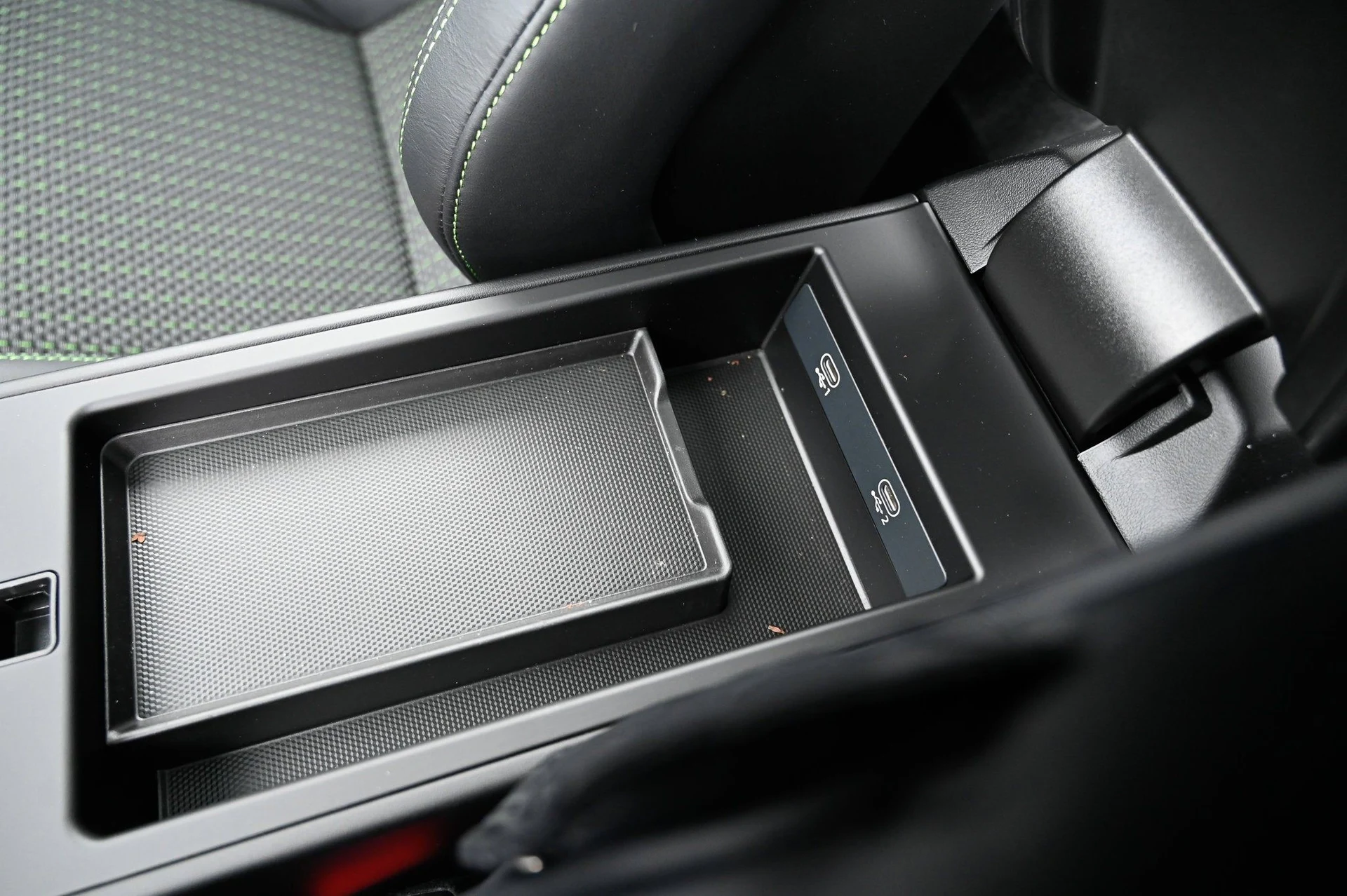 mph033_2609864182_b037c393f44e4a3abd89f36f28b48826_ac39310863