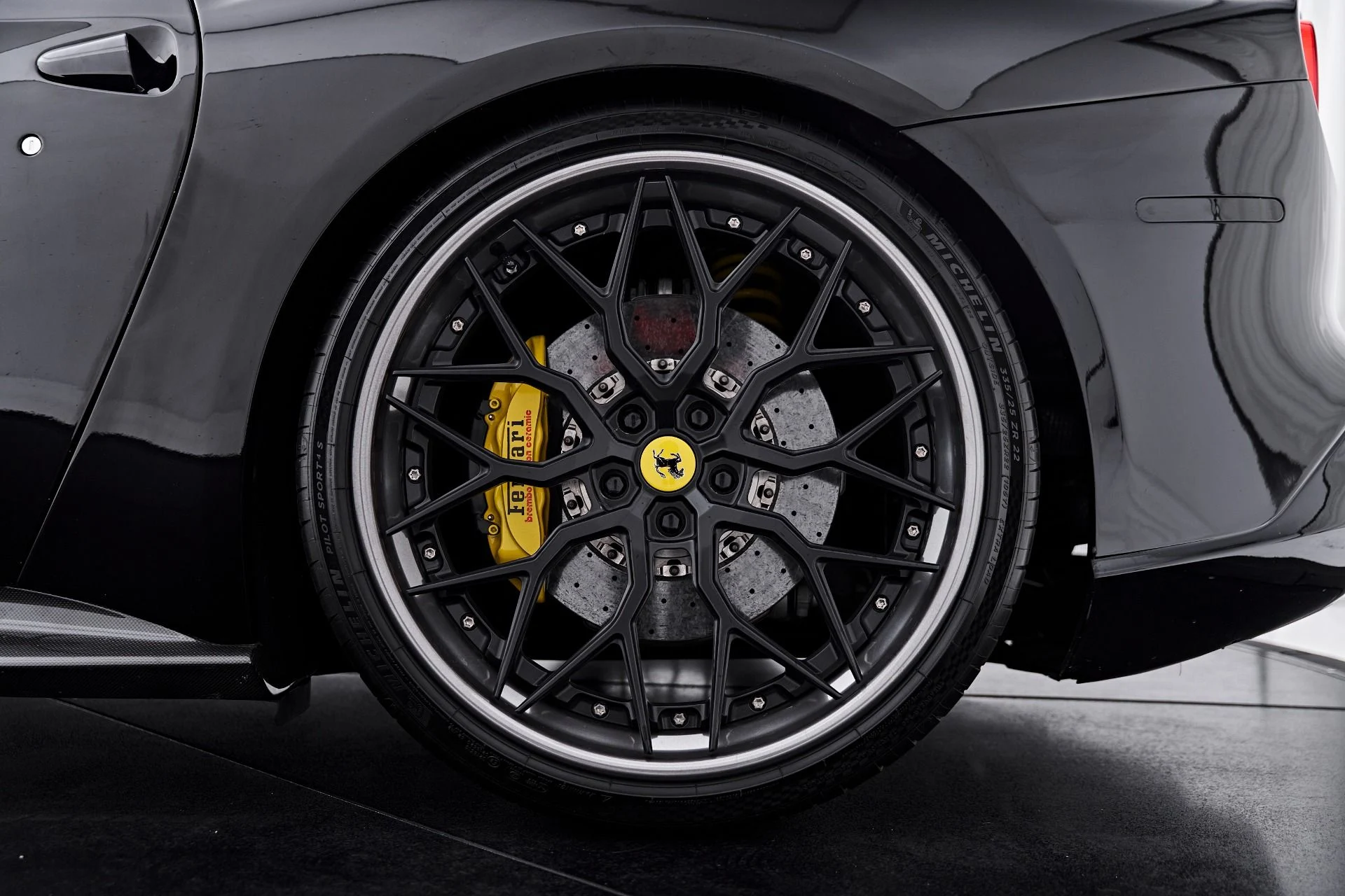 mph033_2617304269_Used_2015_Ferrari_F12_Berlinetta_1790206526_bb24405d39