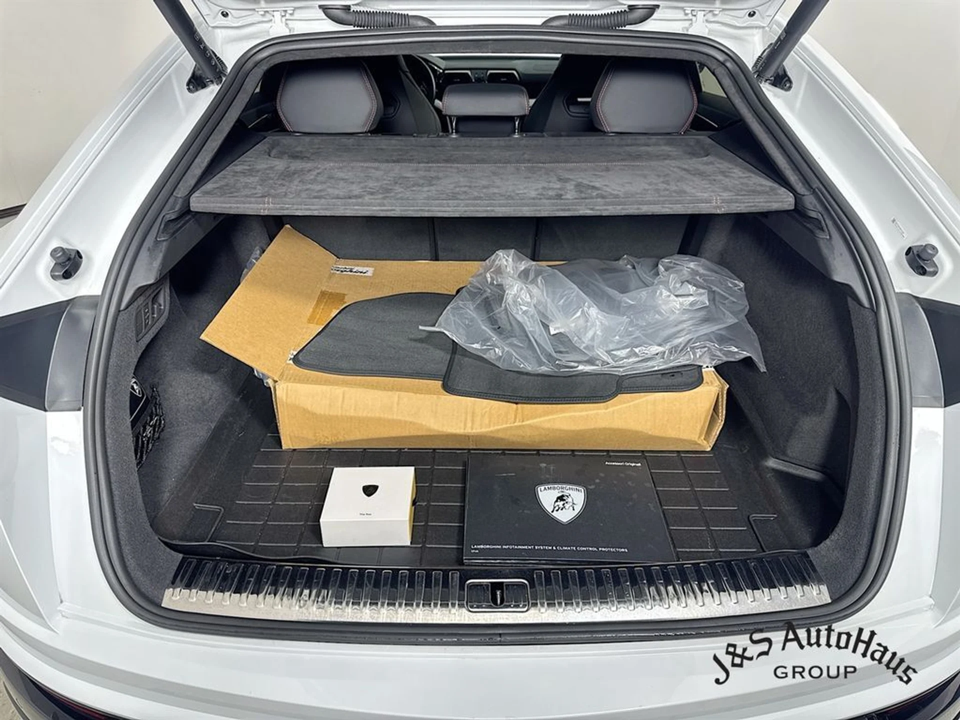 mph033_2618750767_5totpeo82iwk7k0s6c3j5w8e0h2z_6343691dd9