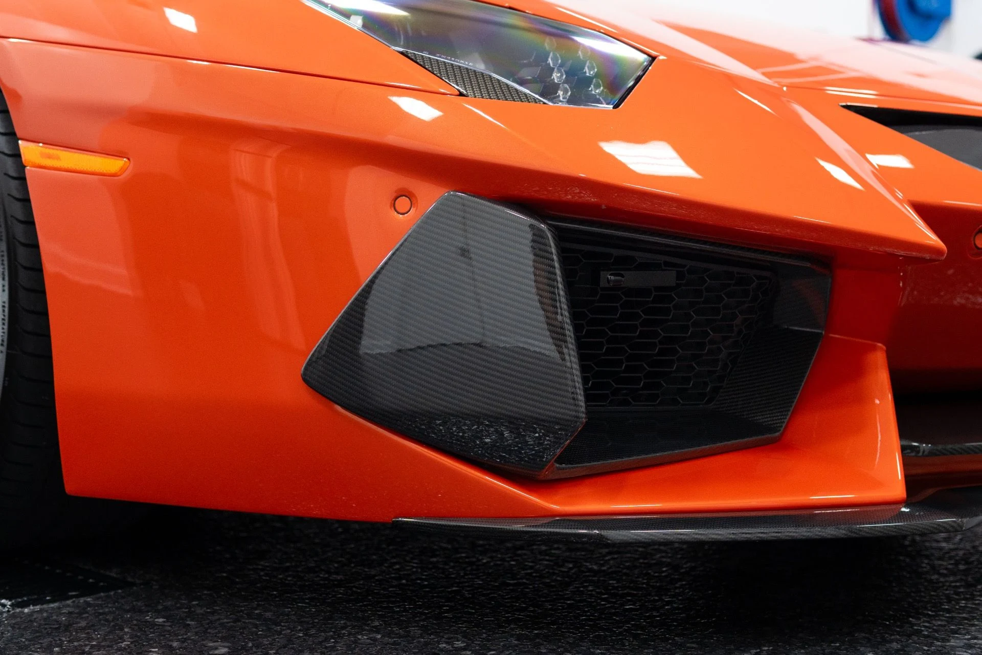 mph033_2626062686_Used_2012_Lamborghini_Aventador_LP_700_4_1769493534_4fbec7ba5e