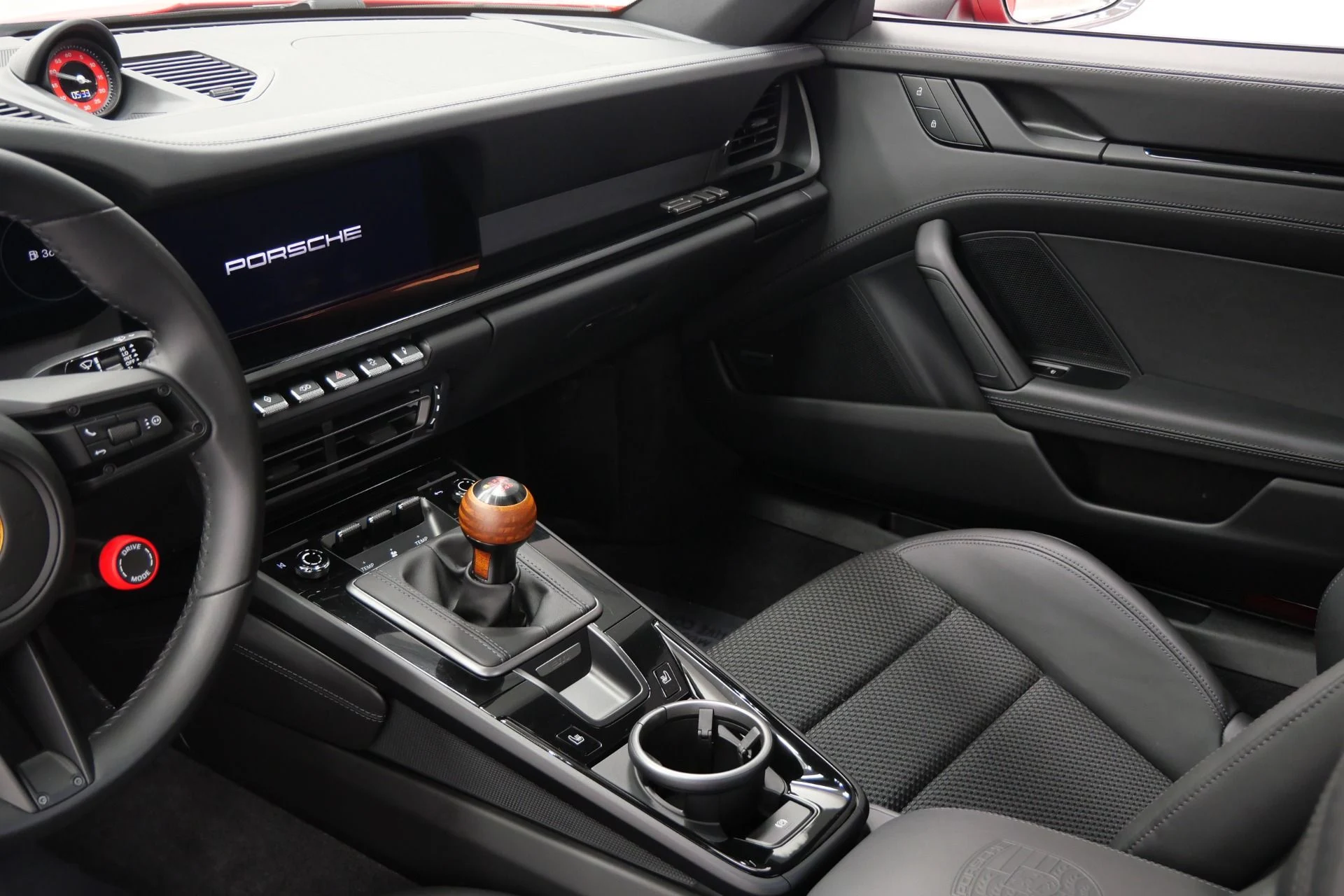mph033_2632268745_Used_2024_Porsche_911_Carrera_T_7_Speed_Manual_Low_Miles_1781228189_d1dc542d8b