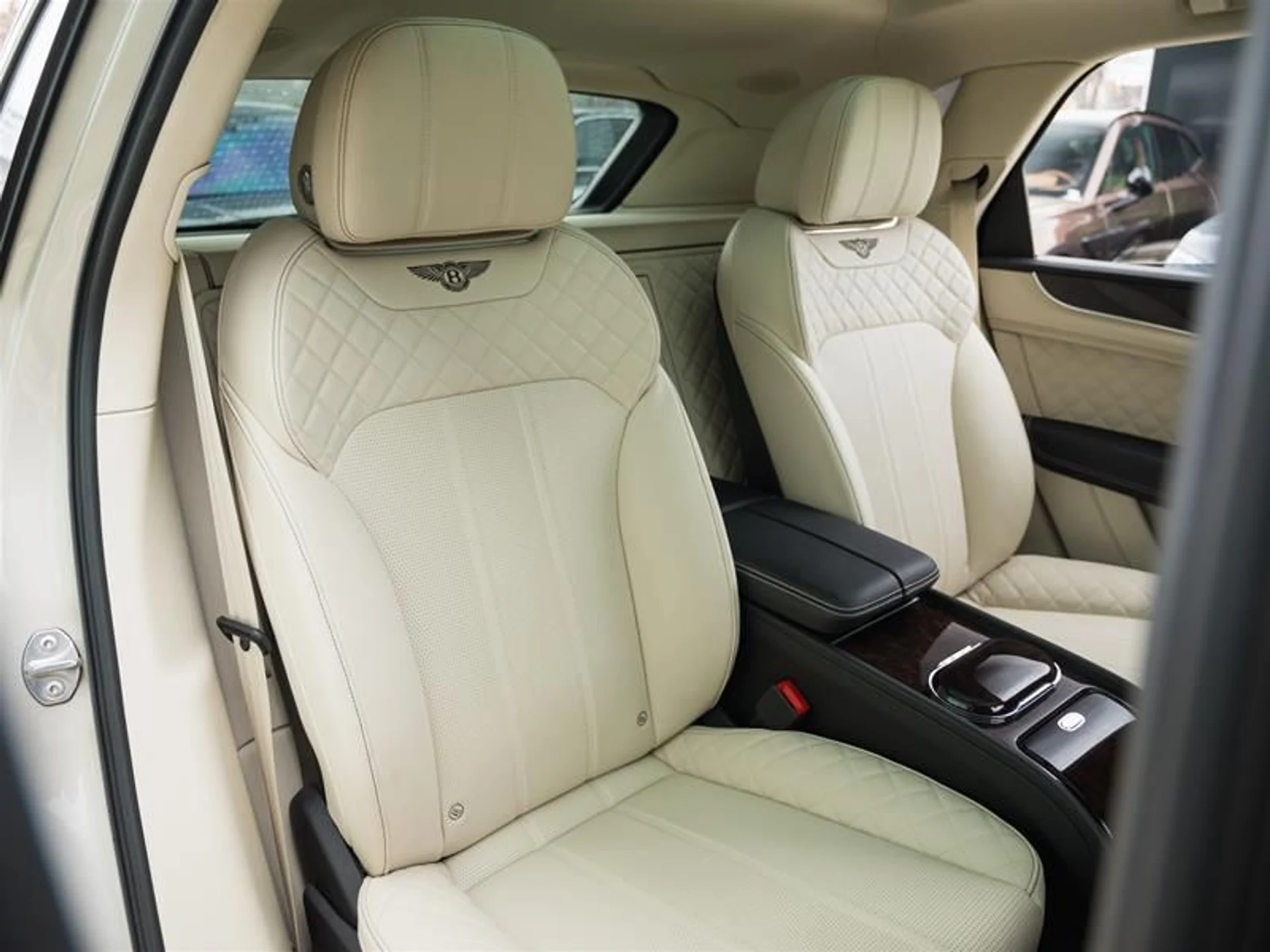 mph033_2640503187_4sdj5i0g_0c72a47a1c