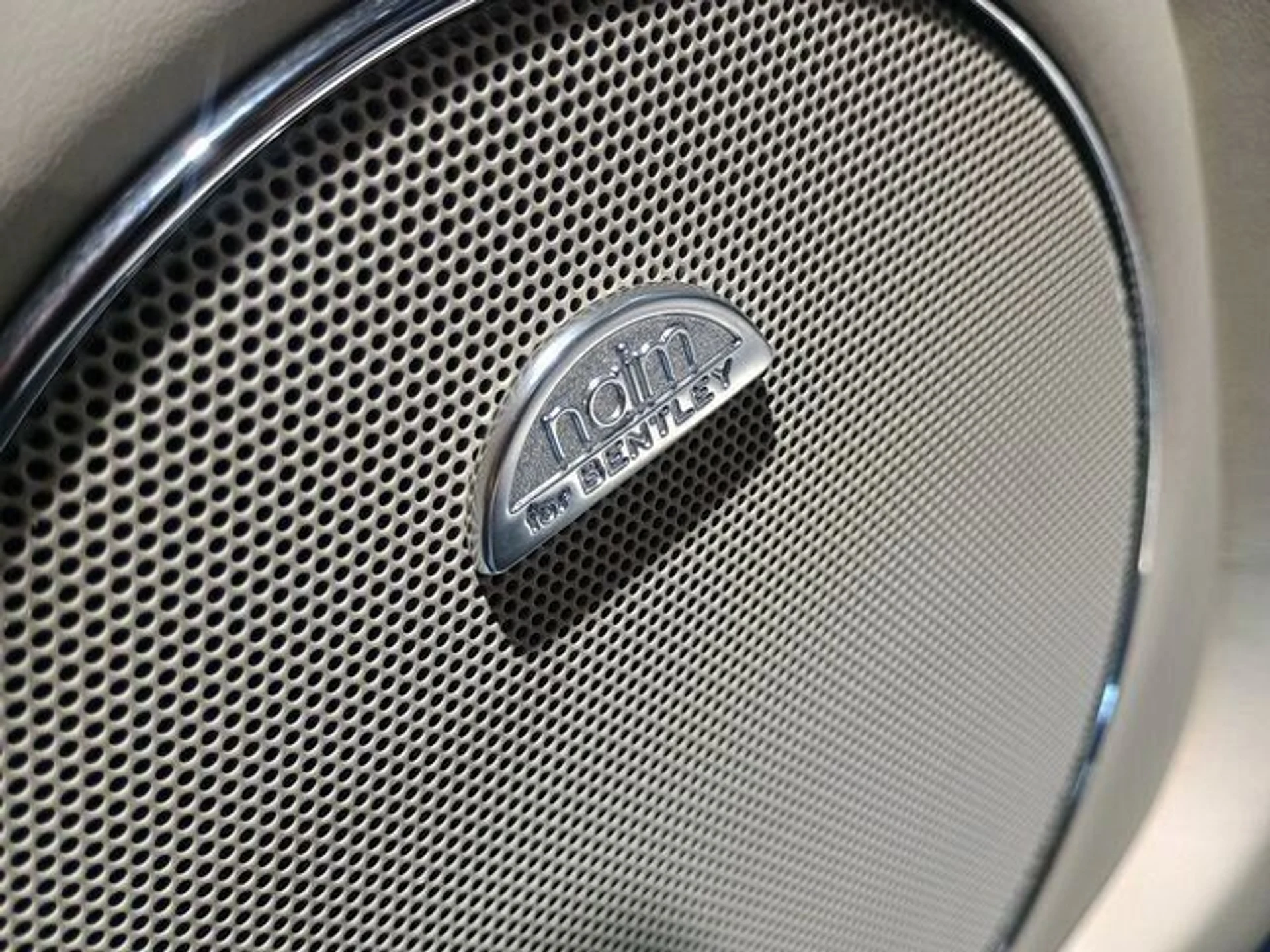 mph033_264148627_bb39c2f40b_640_10731a7c0f