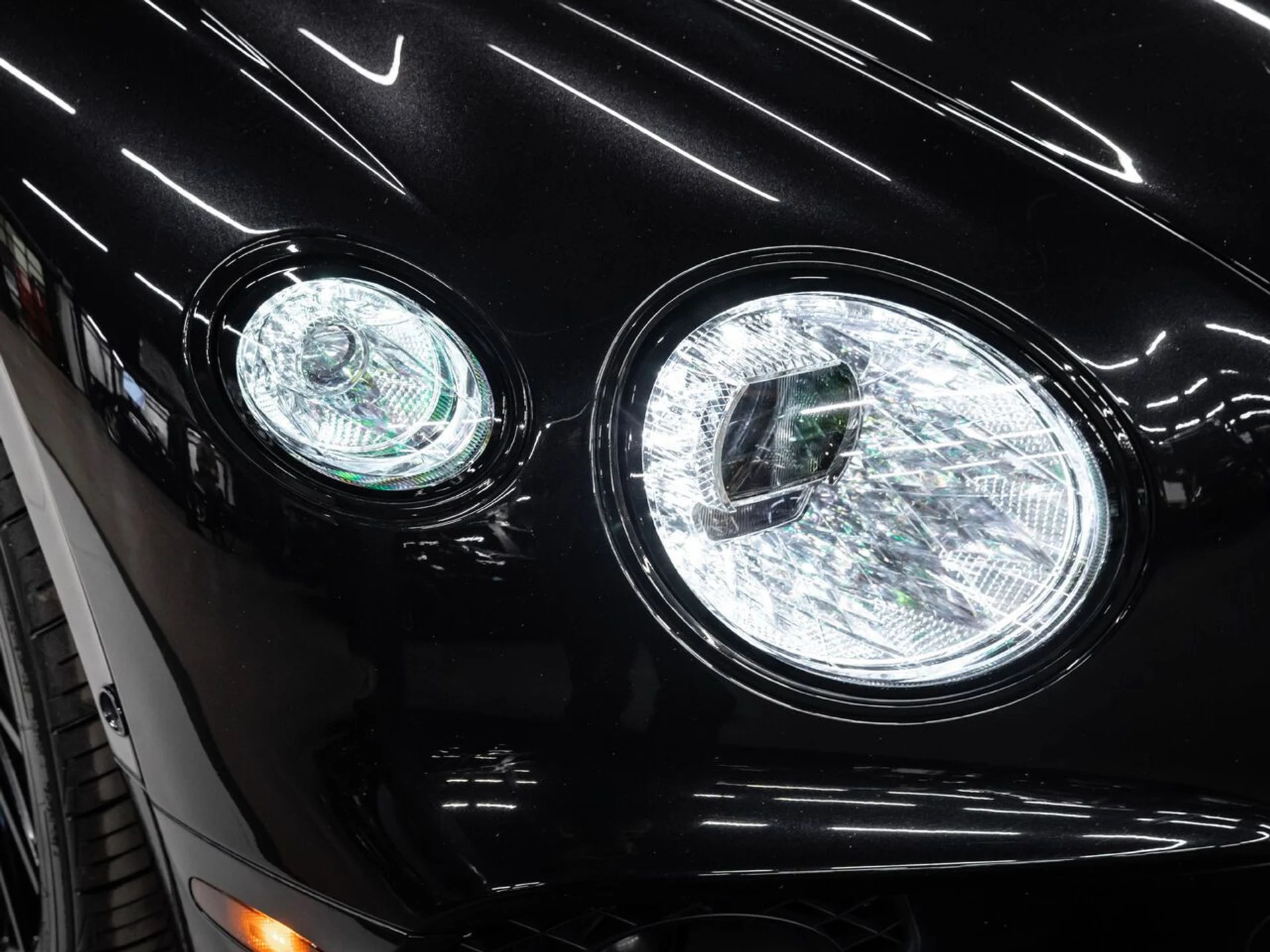 mph033_2641781462_bentley_continental_2022_11a9e588a1