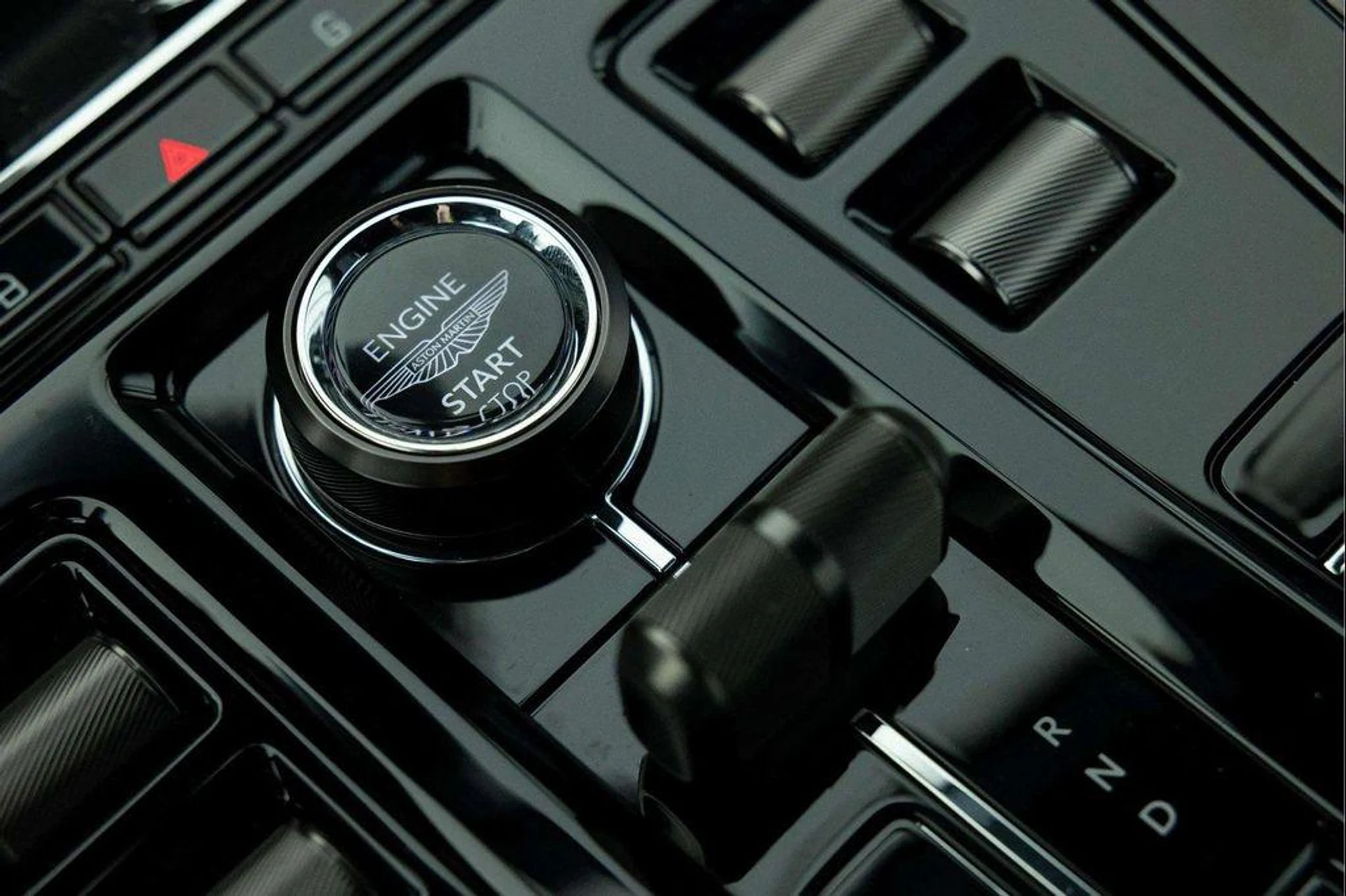 mph033_2647459660_oy9_ED_8pzk7vz9h_H_Zm02g_G2b_Xc_Mw_bba79b99f3