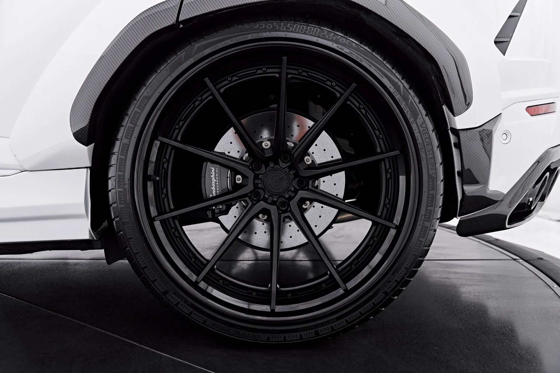 mph033_2655768485_Used_2021_Lamborghini_Urus_1787967107_5e12eaaf94