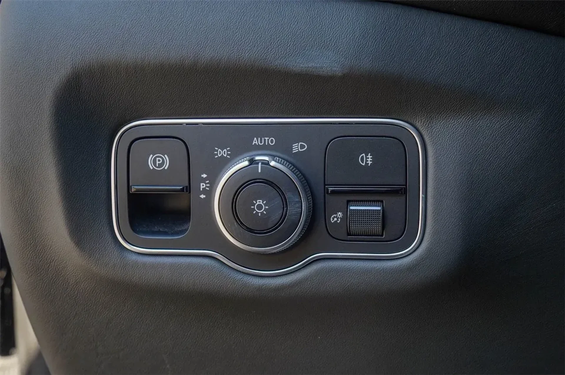 mph033_2655796611_bc532f4606364e0e994bbeac403ac00f_4bb947f7b6