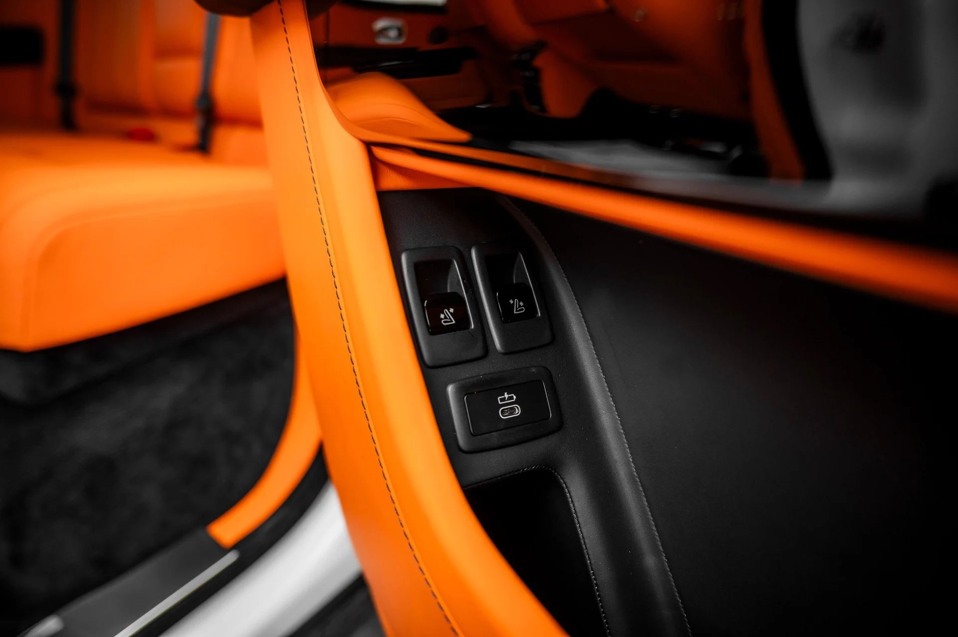 mph033_2656985269_d579e9883a2c49a8a9913233d8fa5606_53e560338d