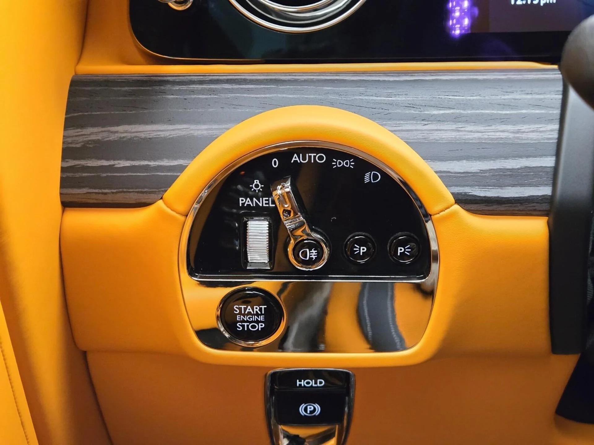 mph033_2659351564_New_2025_Rolls_Royce_Spectre_1753162525_46288cddd5