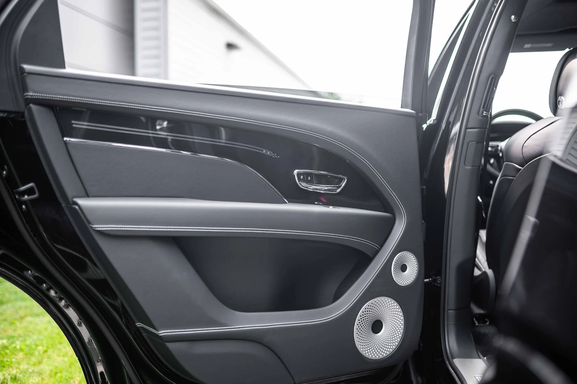 mph033_2659686097_d8d49d66e0cc4bd2b17865a986fbd0f6_853eafd033