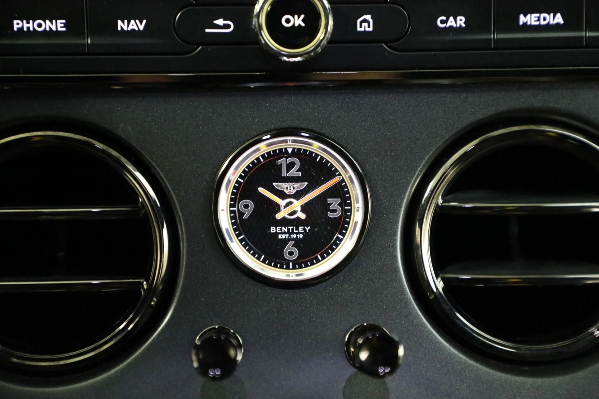 mph033_2675098335_New_2025_Bentley_Continental_GT_Speed_First_Edition_ca88c1b998
