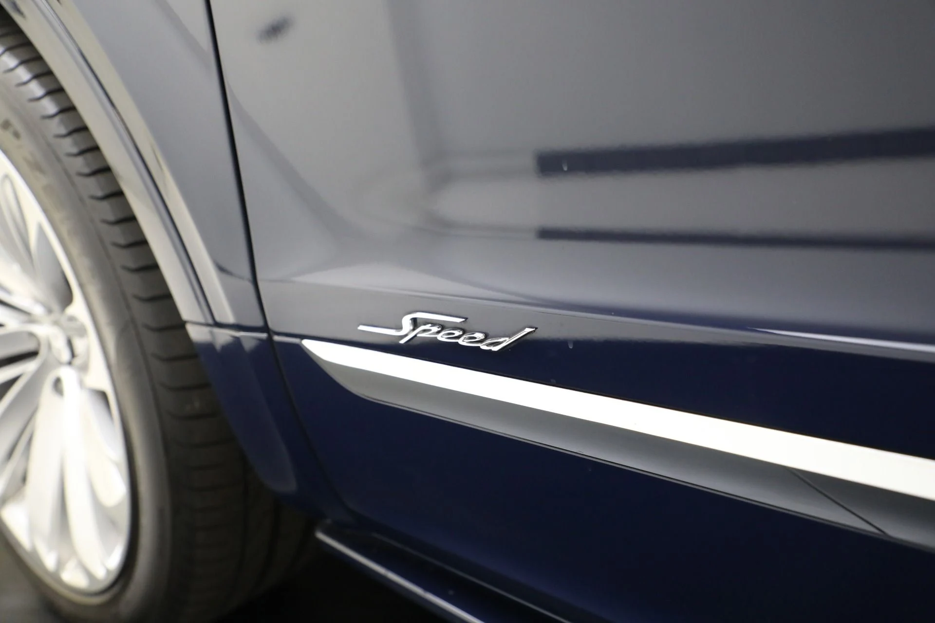 mph033_2675272681_Used_2023_Bentley_Bentayga_Speed_06345068a7