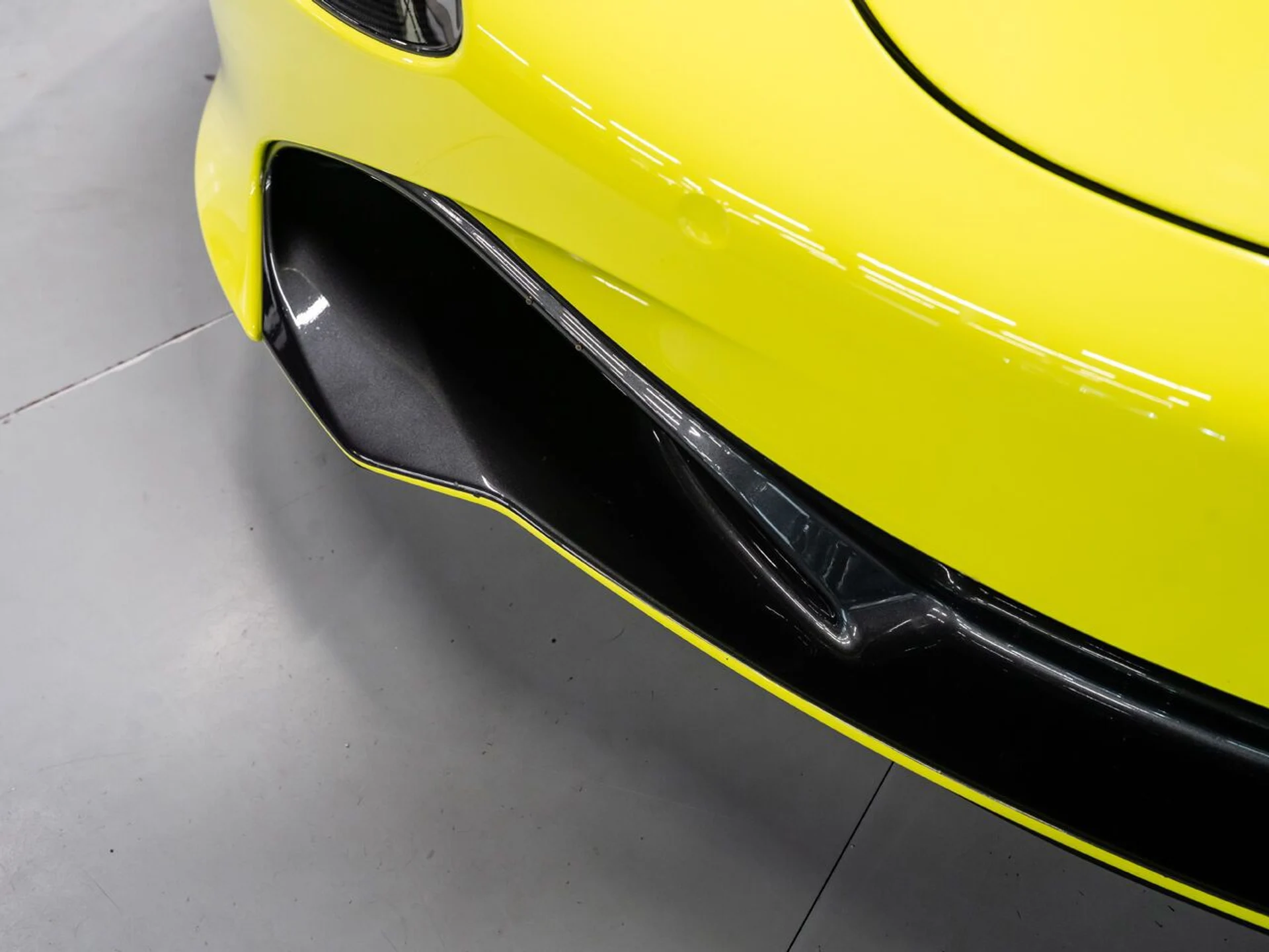 mph033_2703973414_mclaren_720s_2018_c52b800572