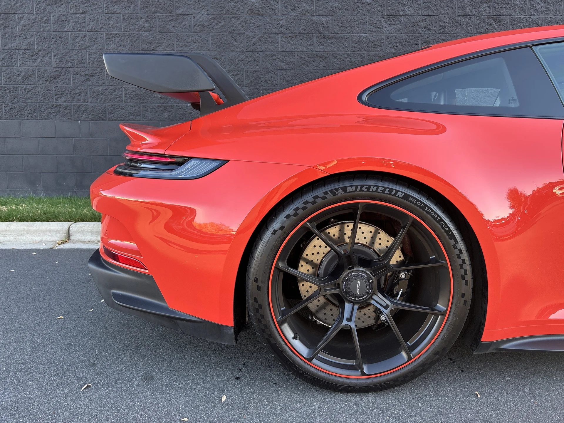 mph033_2709780215_5dee3103495f44a3bf345d8e9a690dd8_f0f790e281