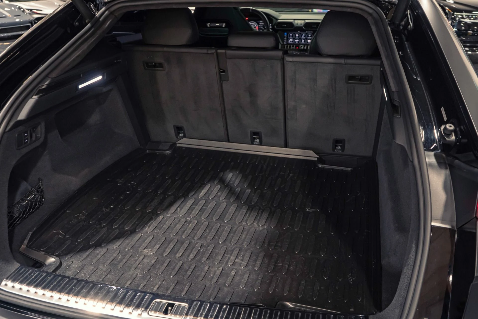 mph033_2710619584_Used_2019_Lamborghini_Urus_Full_Stealth_PPF_w_Bang_Olufsen_Advanced_Sound_1775497414_9ec00ceb0d