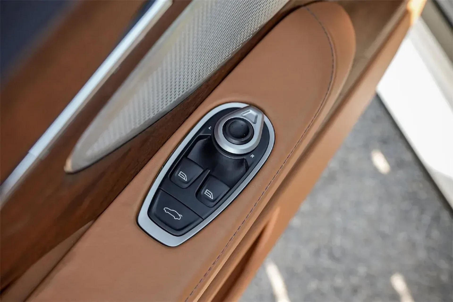 mph033_2710634202_580be986dc01413f81b7937bb2f7763f_4fc4c8996e