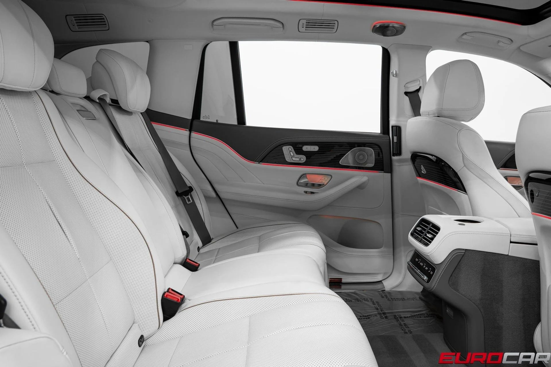 mph033_2718601393_image_34_125fb19034