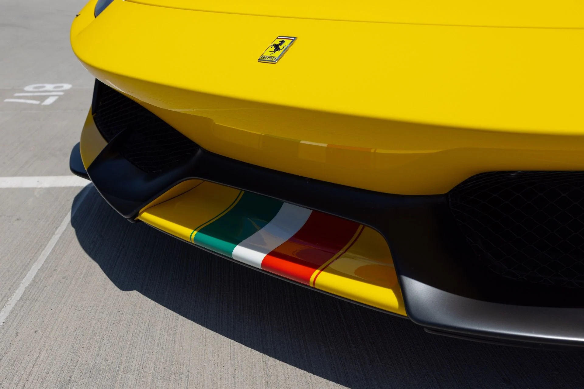 mph033_2719341160_Used_2020_Ferrari_488_Pista_Spider_1785218764_e0f4553de9
