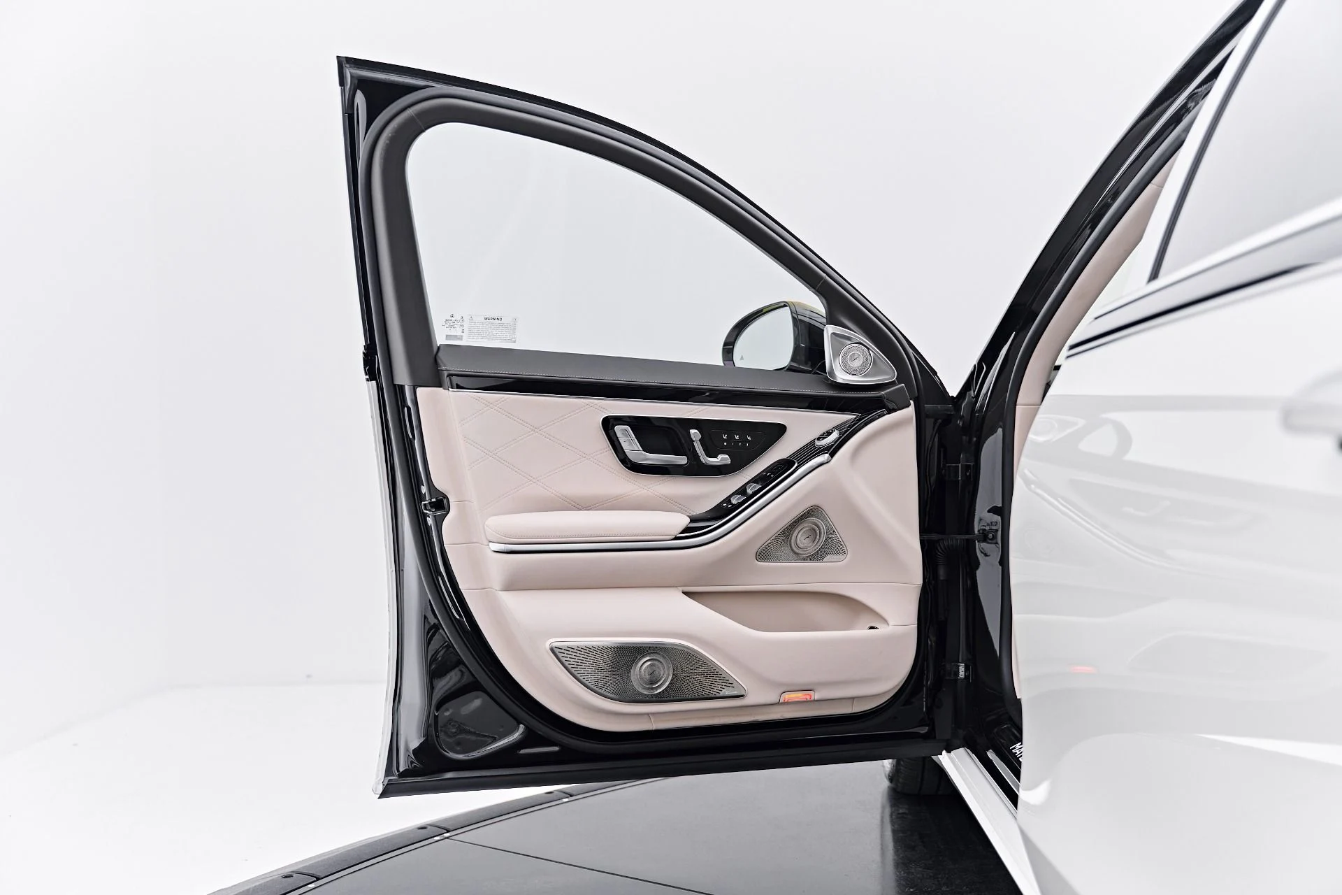 mph033_2721559943_Used_2023_Mercedes_Benz_S_Class_Maybach_S_680_1790207181_b611556fa1