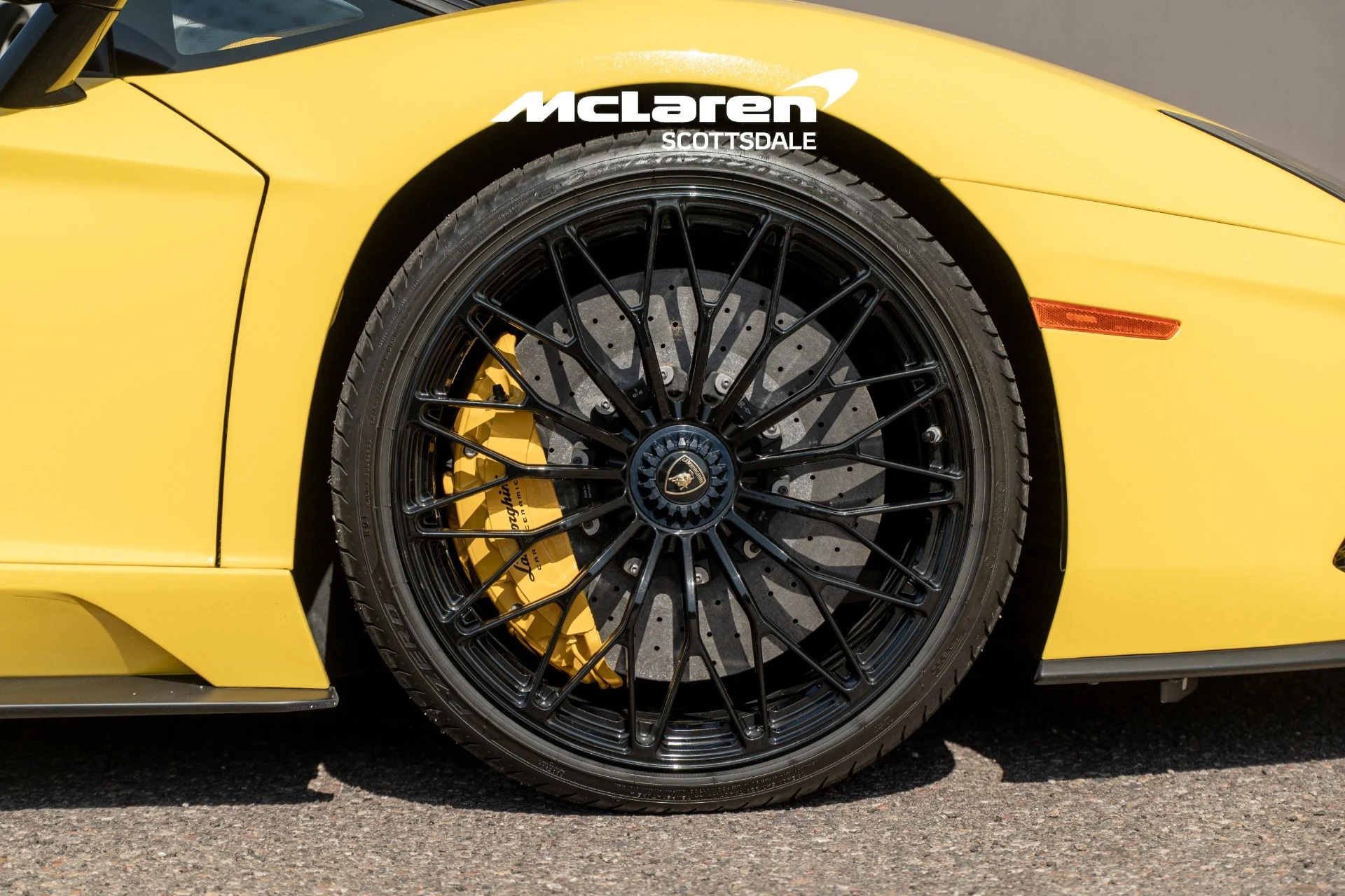 mph033_2721665061_Used_2019_LAMBORGHINI_AVENTADOR_1788542104_3425753c30