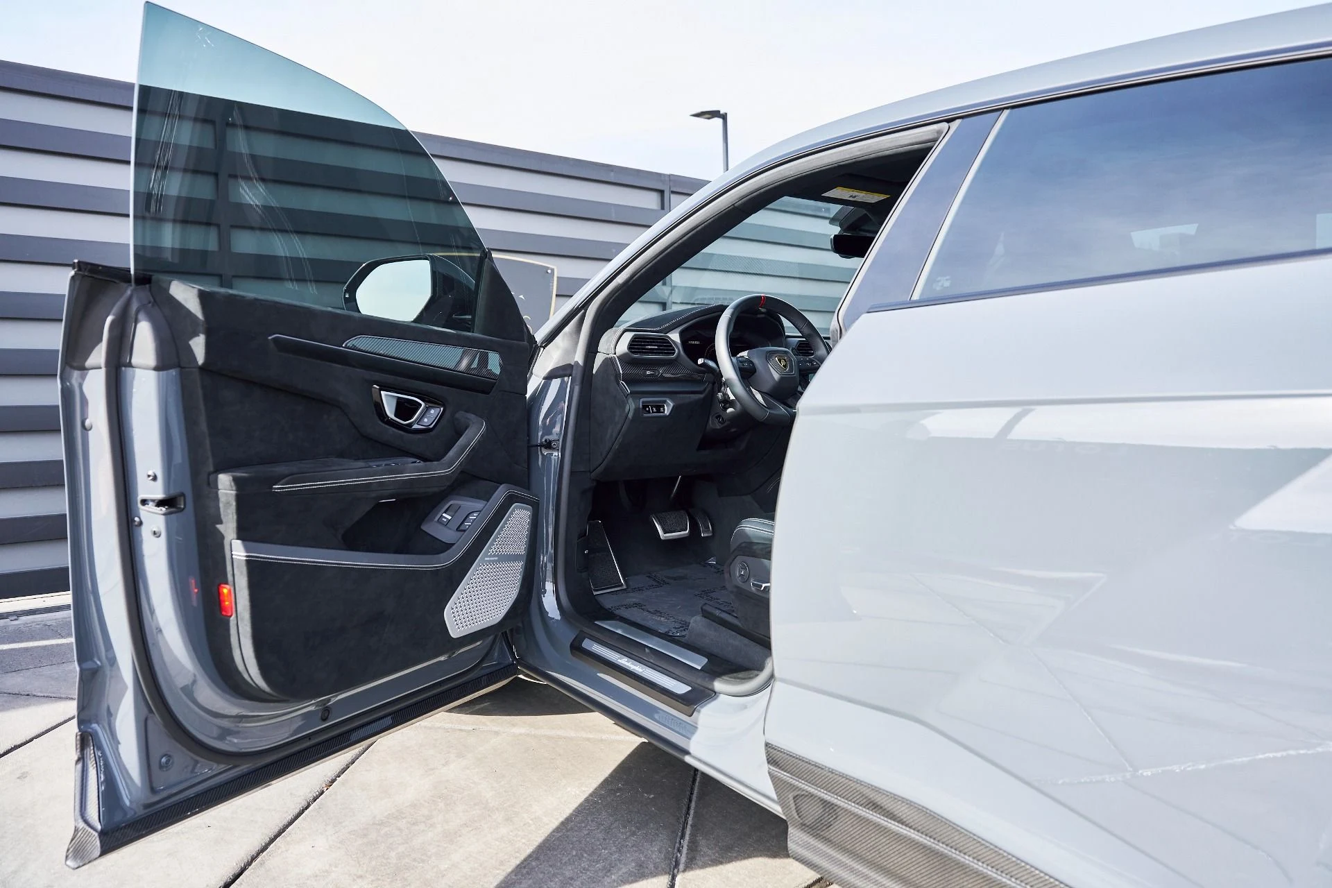 mph033_2729182443_Used_2024_Lamborghini_Urus_Performante_1766457674_902975a01b