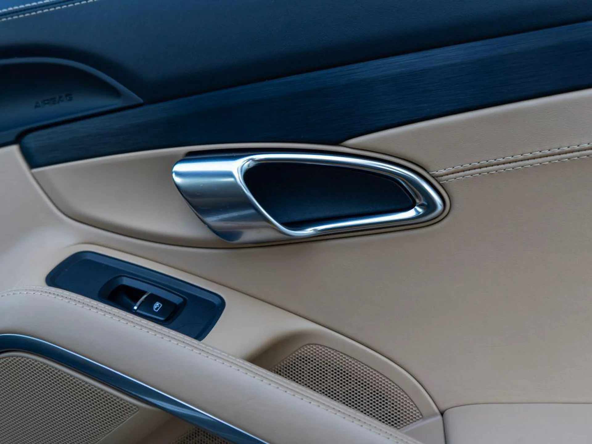 mph033_2730881291_fqe_M_Rnof4_Krsk_F_Xm7cbt1_Ykk_E5c_2864aceabe