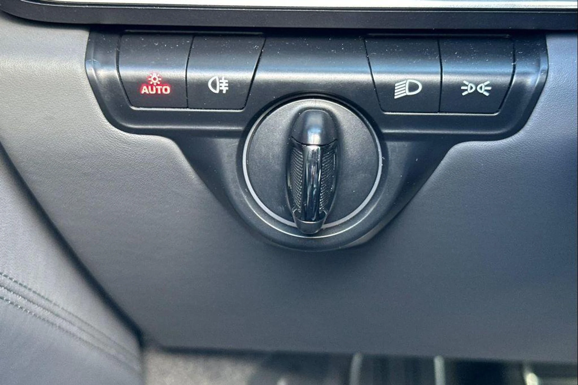 mph033_2744319659_z_Qia_5tse_T_Nfmbz_M1_U_Zs_OJA_Lb_IA_d553bf38e4