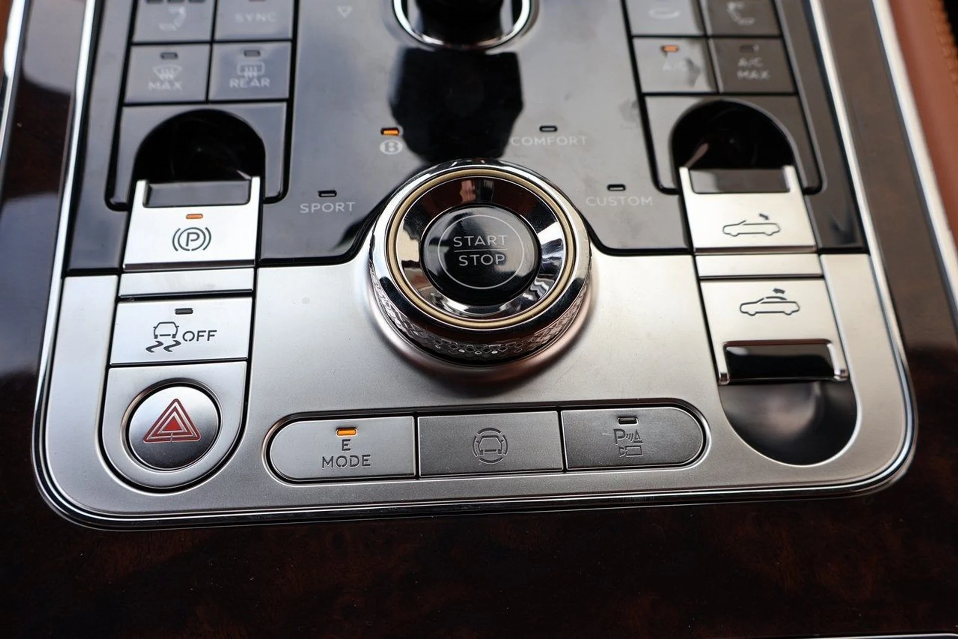 mph033_2750315460_34_5037254e1a