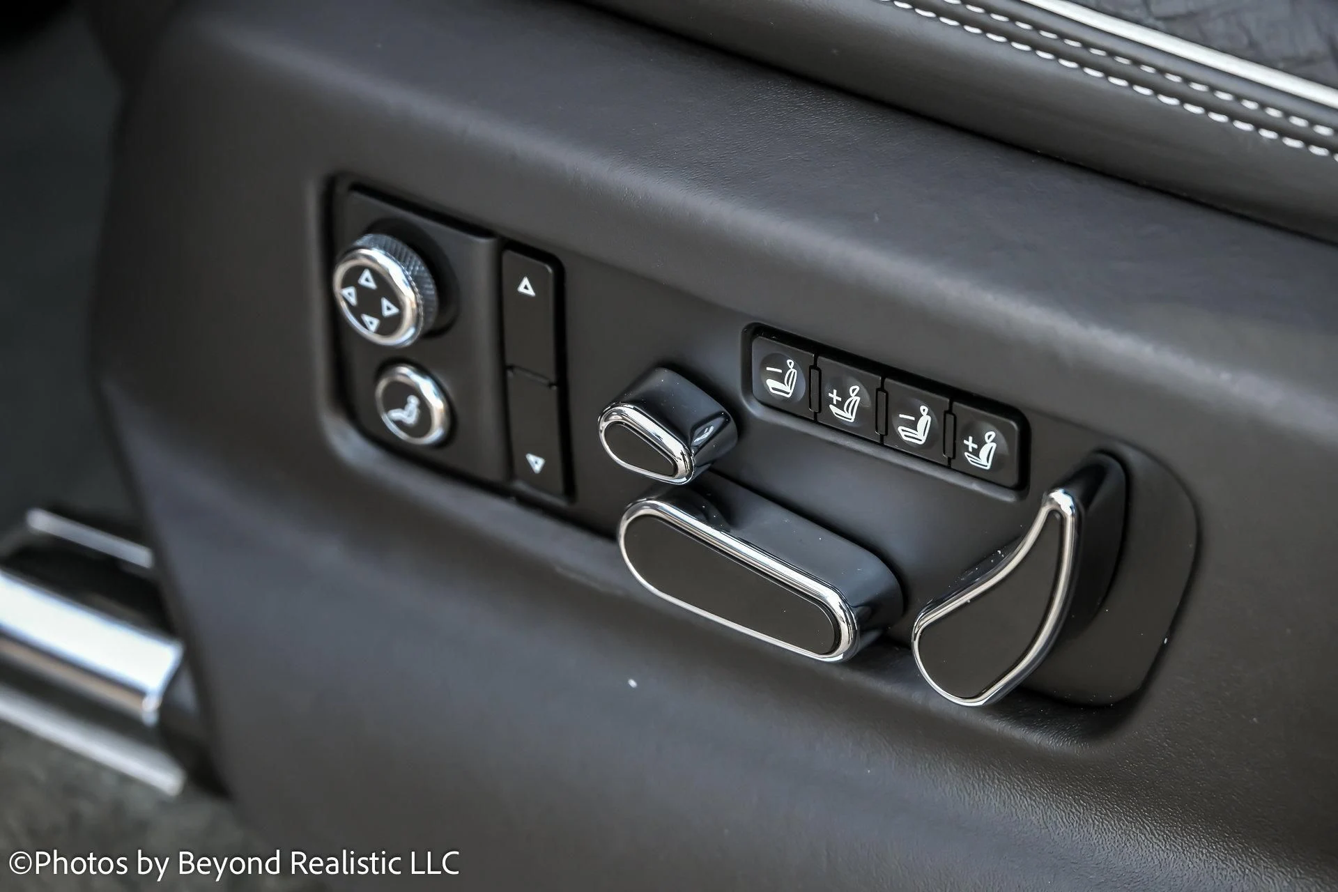 mph033_2750495848_Used_2021_Bentley_Bentayga_V8_First_Edition_1762852463_c0cb58ca83