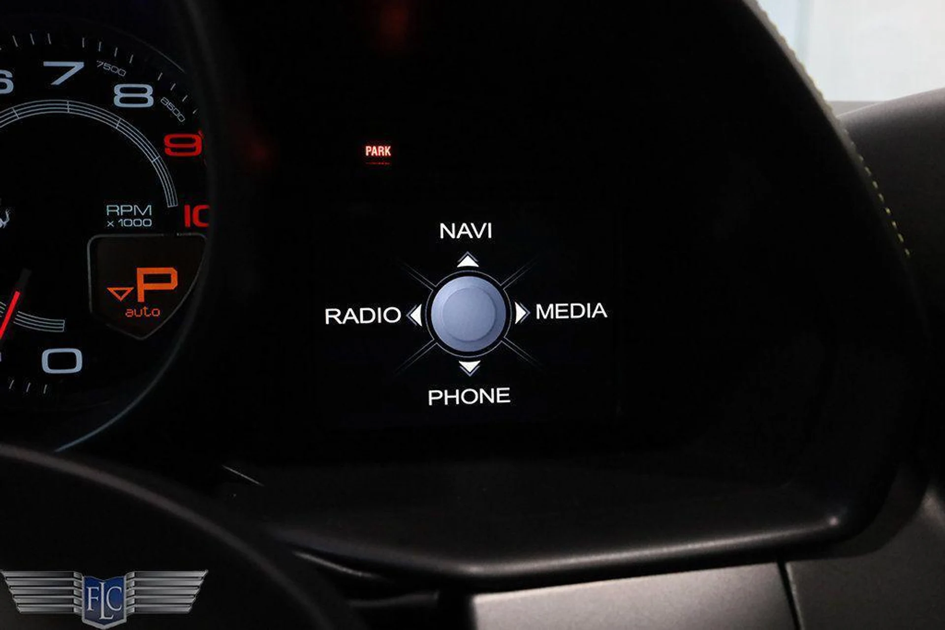 mph033_2758530846_N_t_Uz_Vr_Ev_T_Tq_Afzog1_Ef_IH_8_Vo8_0182b254a8