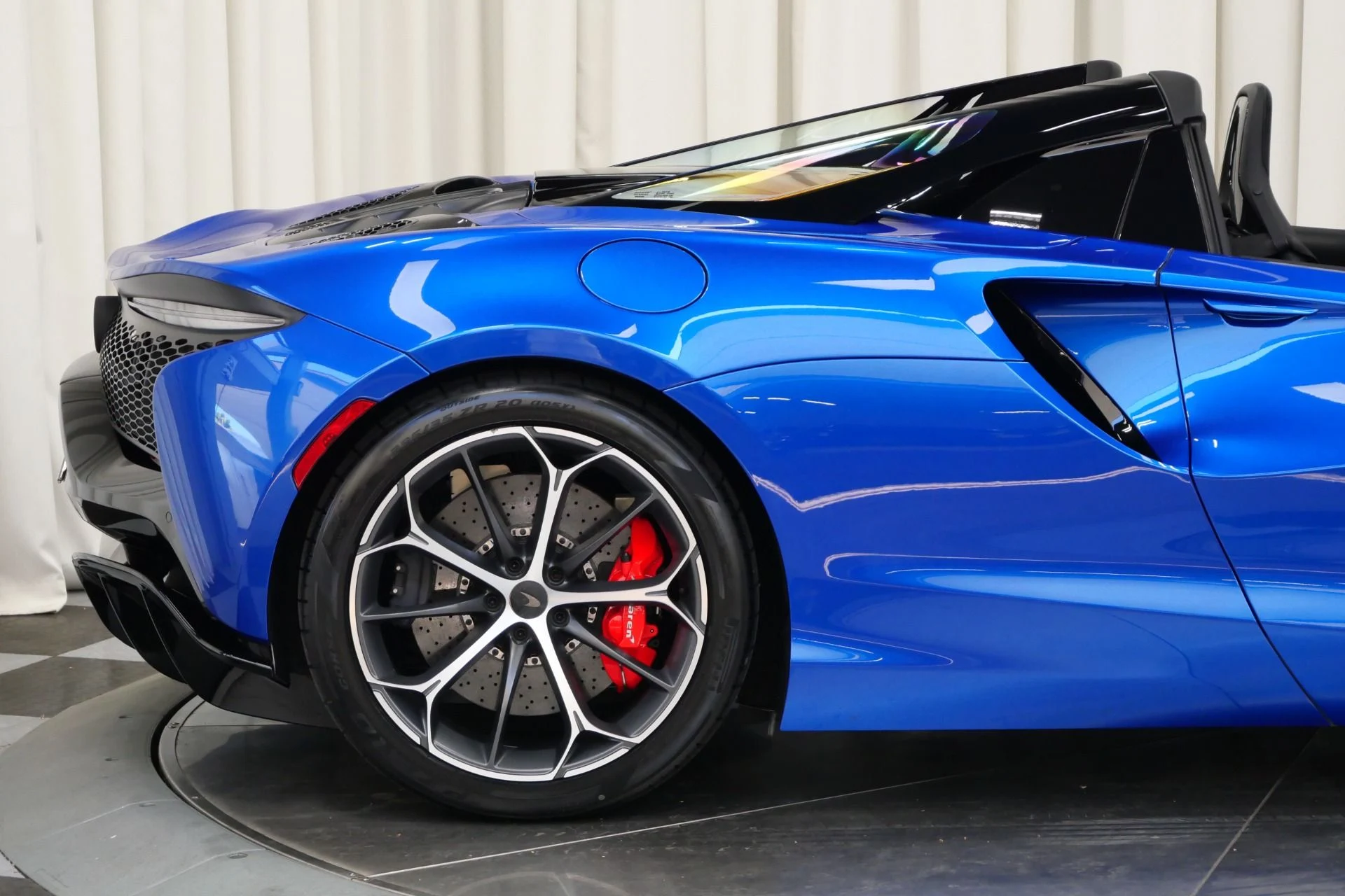 mph033_2760310379_Used_2025_Mc_Laren_Artura_Spider_Low_Miles_Exterior_Carbon_Fiber_Upgrade_Pack_Sports_Exhaust_1756157132_293e7dfb7f